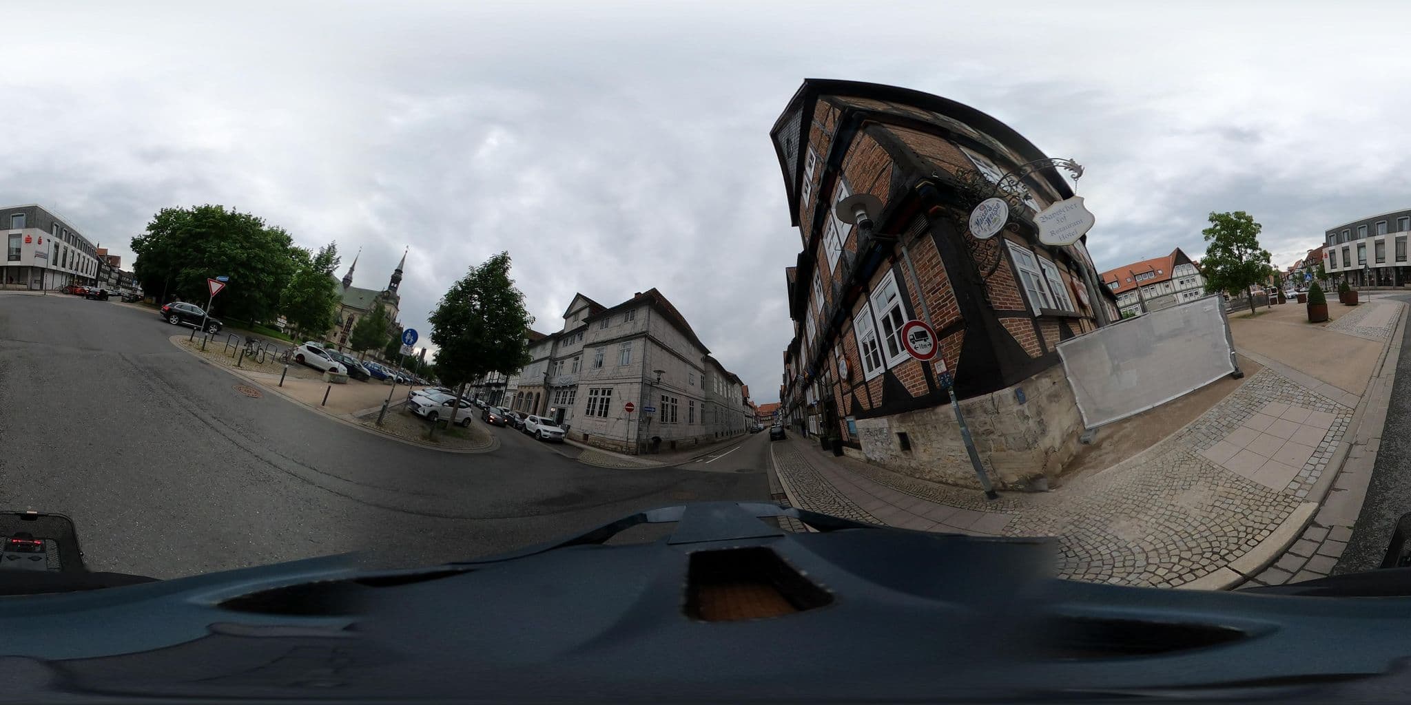 Street view near Hotel Bayrischer Hof, Wolfenbüttel — © murmeldin (CC BY-SA · Mapillary)