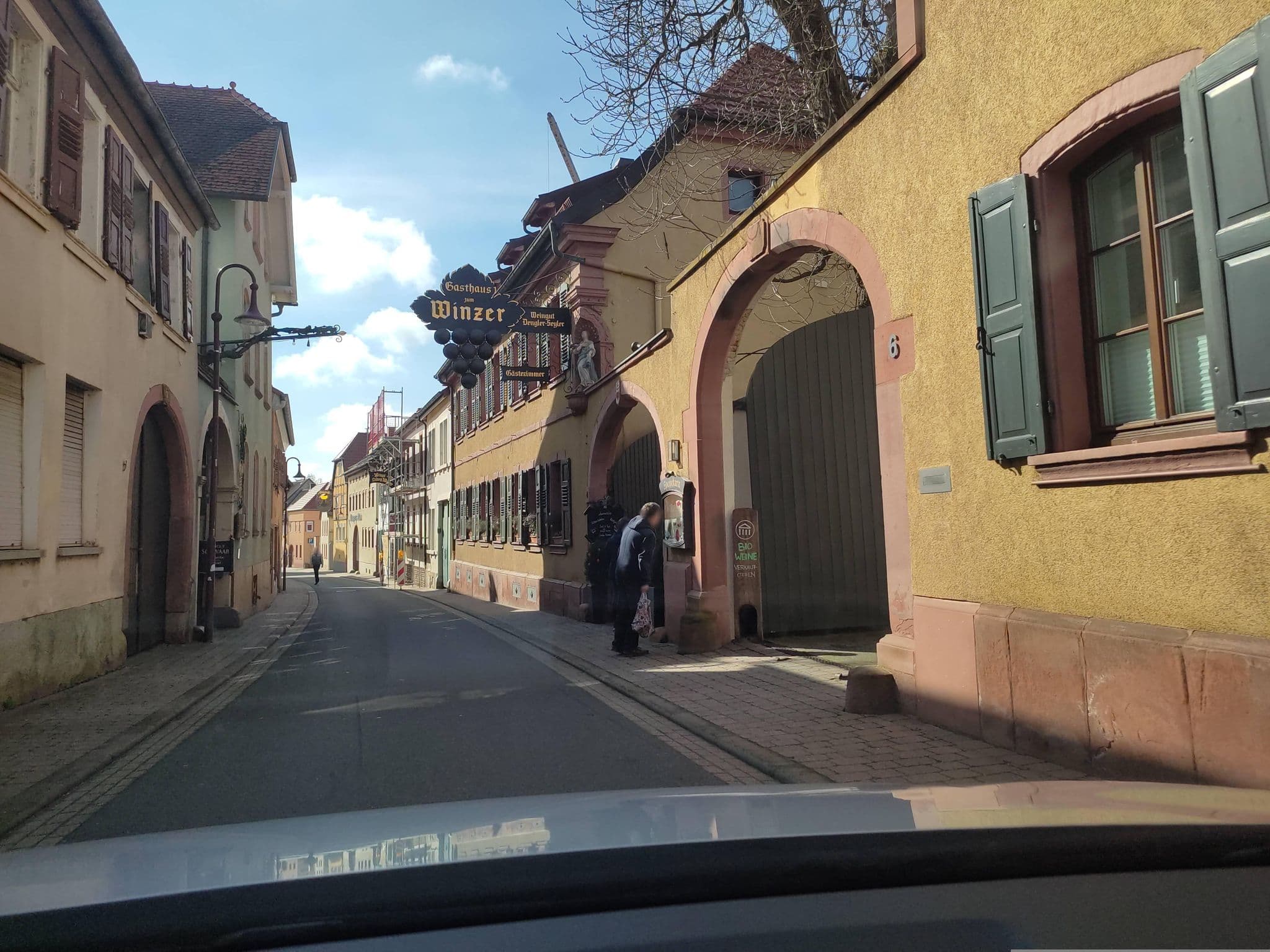 Street view near Goldener Ochse, Maikammer — © rausk (CC BY-SA · Mapillary)