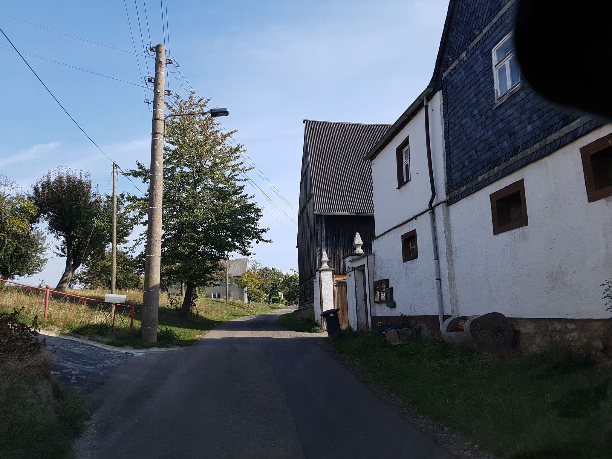 Street view near Pension Diedenhain, Hartha — © dsmm (CC BY-SA · Mapillary)