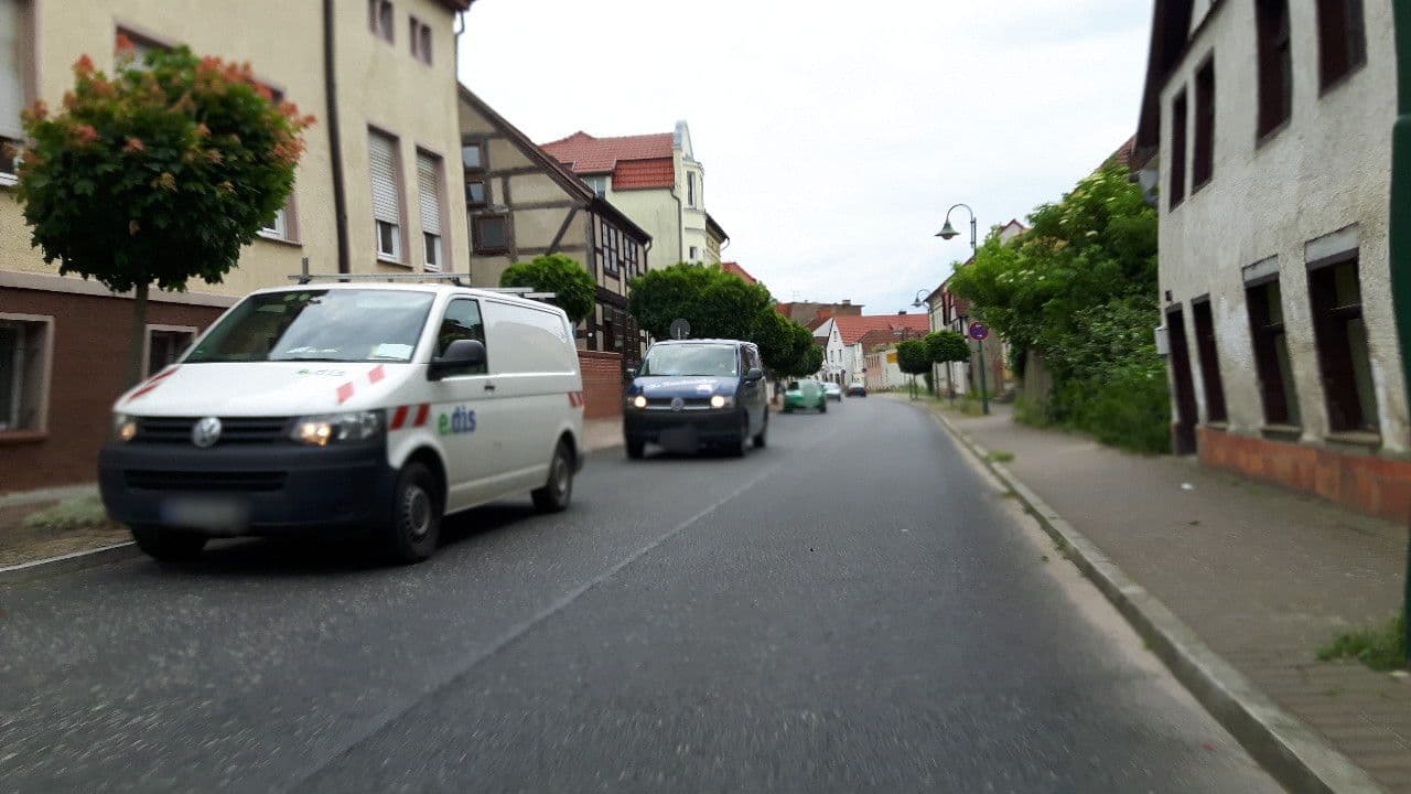 Street view near Gästehaus Oderberg, Oderberg — © changchun1 (CC BY-SA · Mapillary)