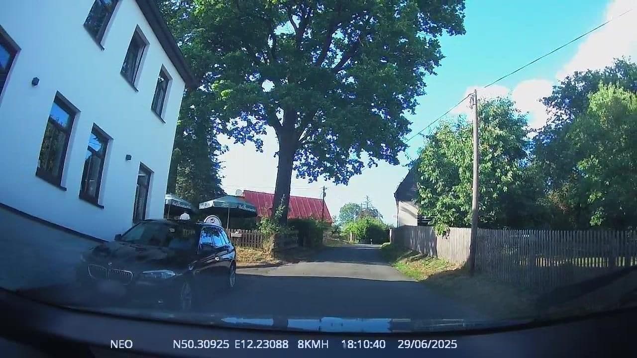Street view near Landhotel Weisses Rößl, Adorf — © TechniPorter (CC BY-SA · Mapillary)