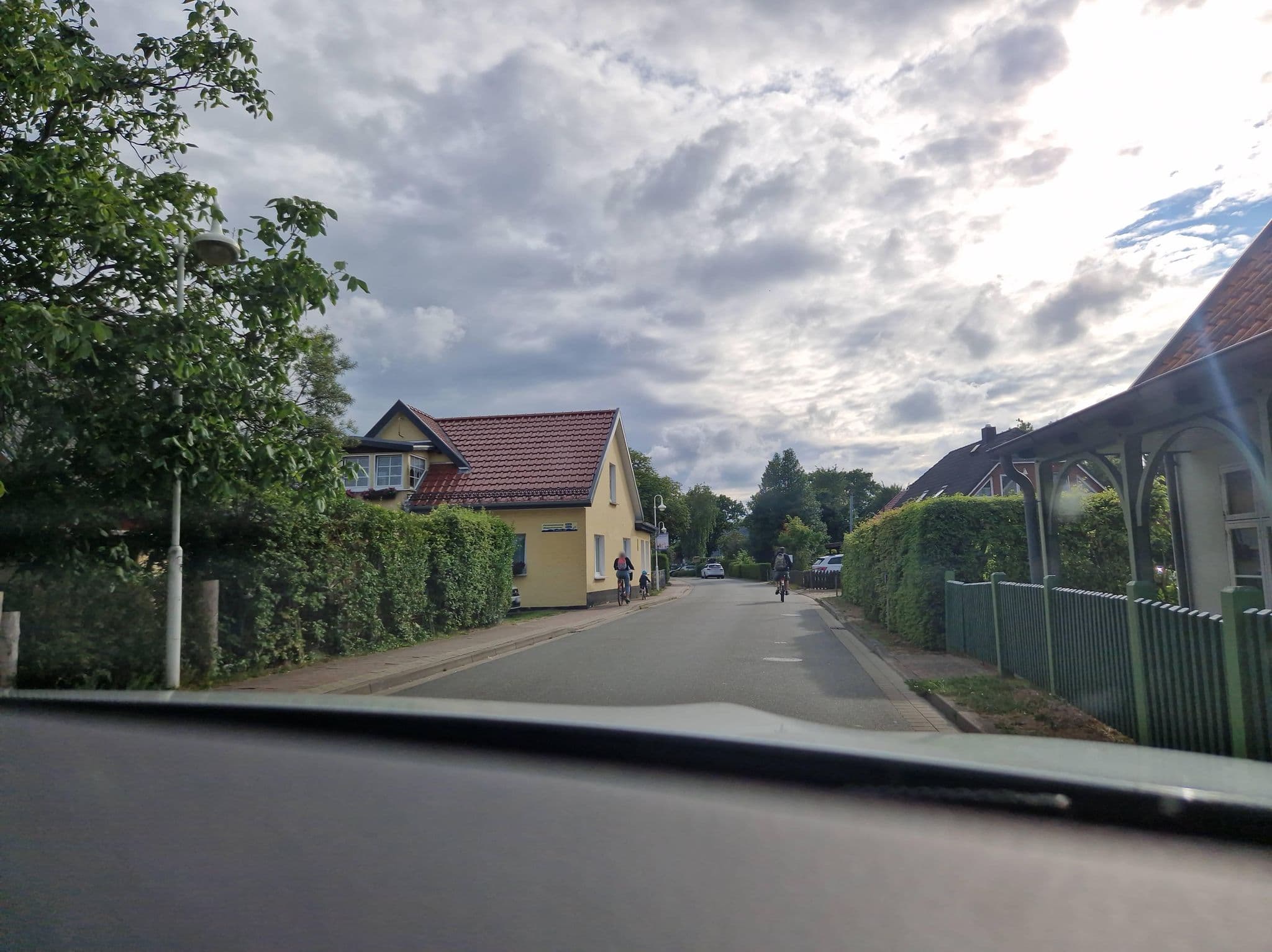 Street view near Pension Windrose, Ostseebad Prerow — © DerMaster0815 (CC BY-SA · Mapillary)