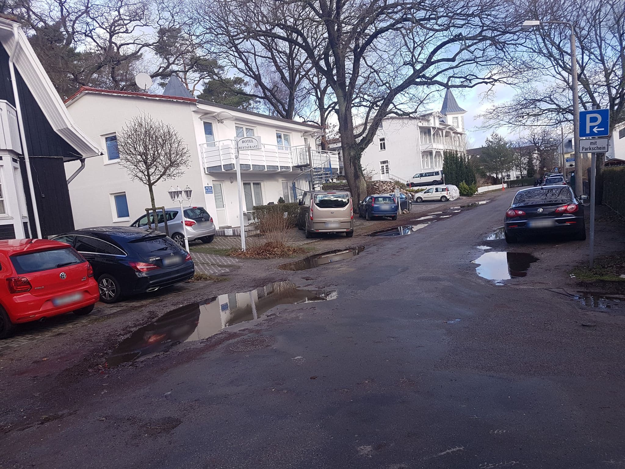 Street view near Hotel Im Schwedischen Hof, Ostseebad Binz — © changchun1 (CC BY-SA · Mapillary)