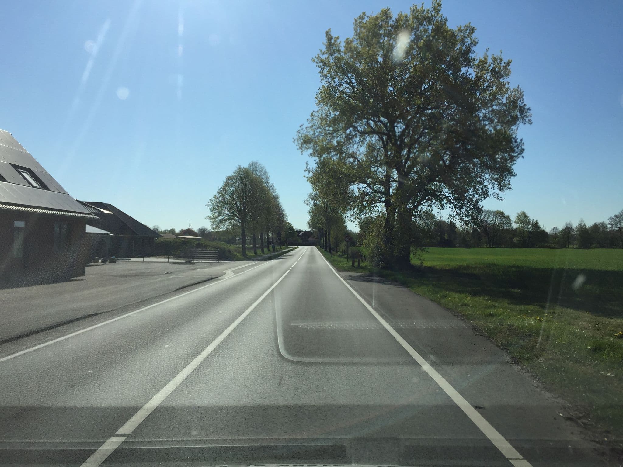 Street view near Pension Zur Linde, Wagenfeld — © xanu (CC BY-SA · Mapillary)
