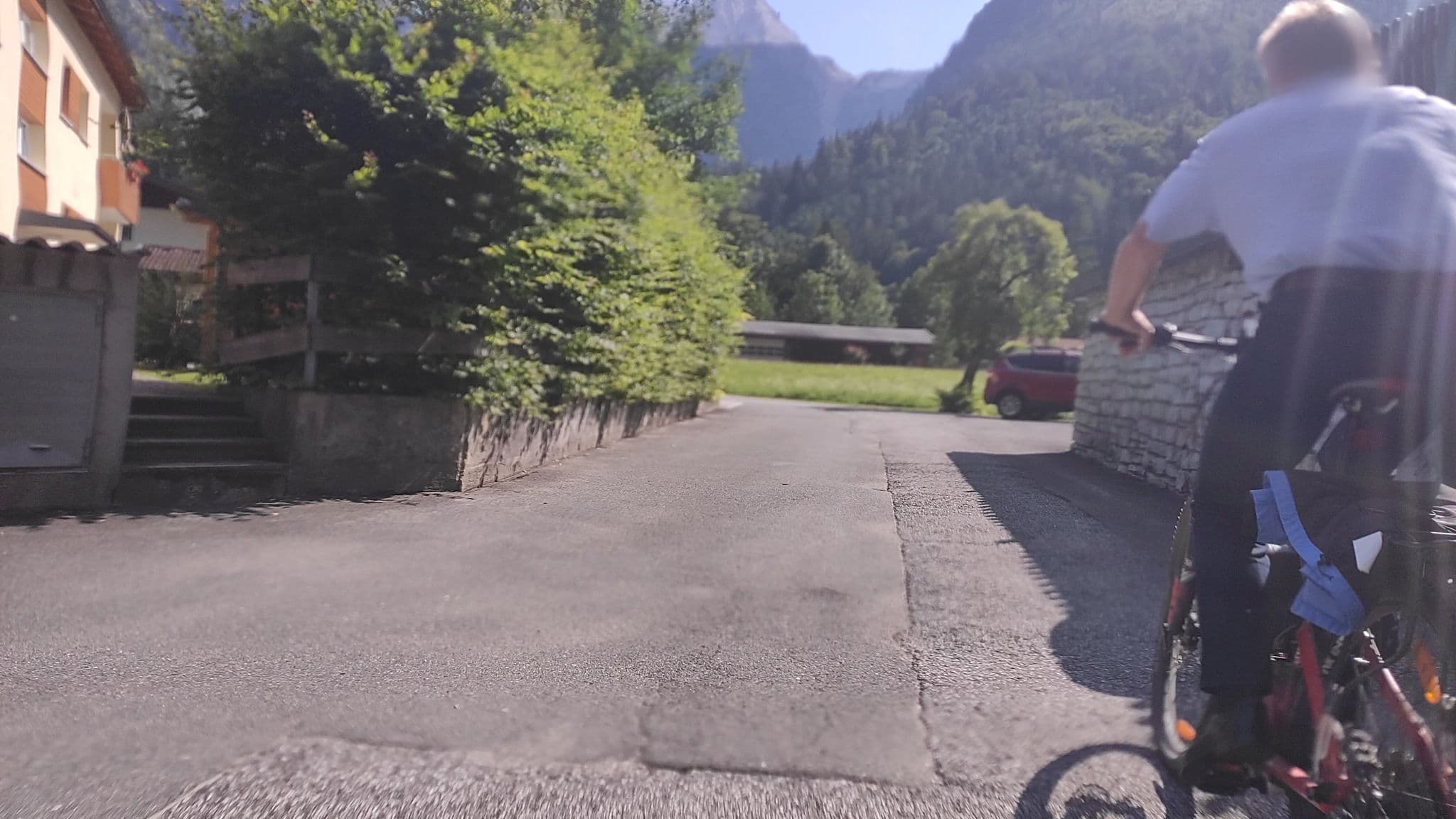 Street view near Pension Sonneck, Lofer — © consens_verkehrsplanung (CC BY-SA · Mapillary)