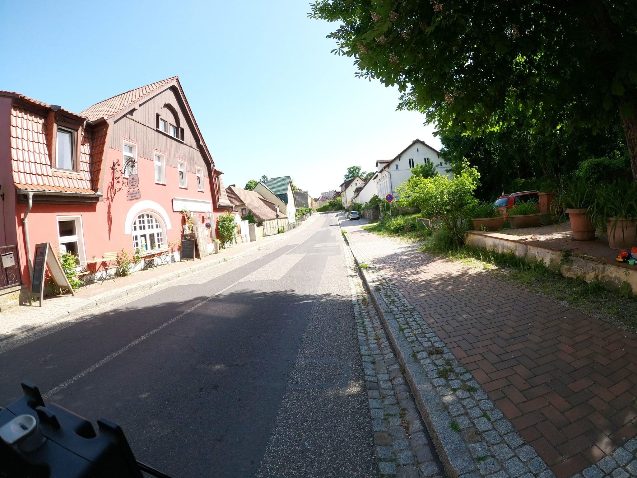Street view near Märkische Schweiz, Waldsieversdorf — © macsico (CC BY-SA · Mapillary)