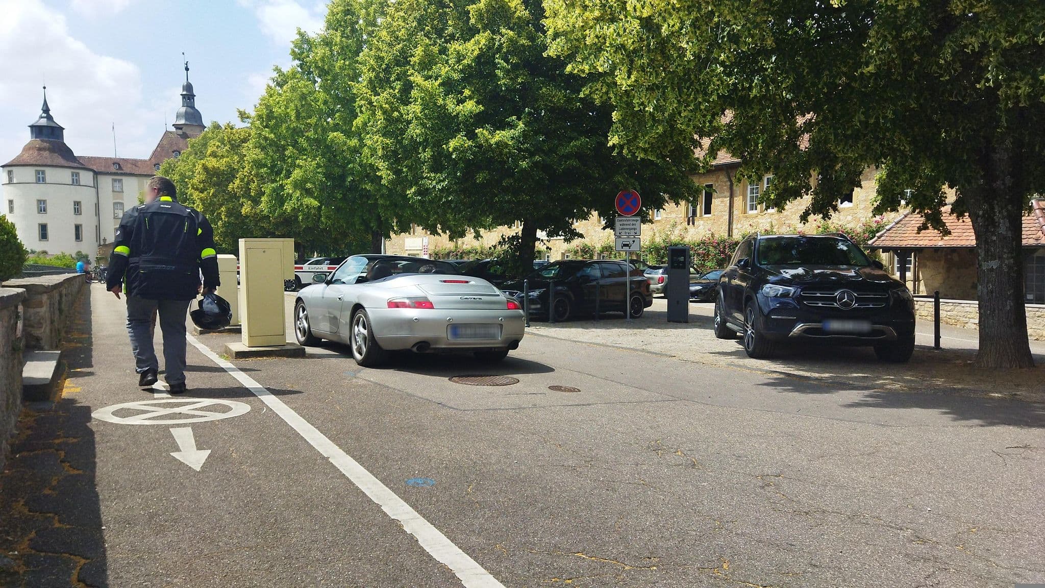Street view near Kutscherhaus Schloss Langenburg, Langenburg — © changchun1 (CC BY-SA · Mapillary)