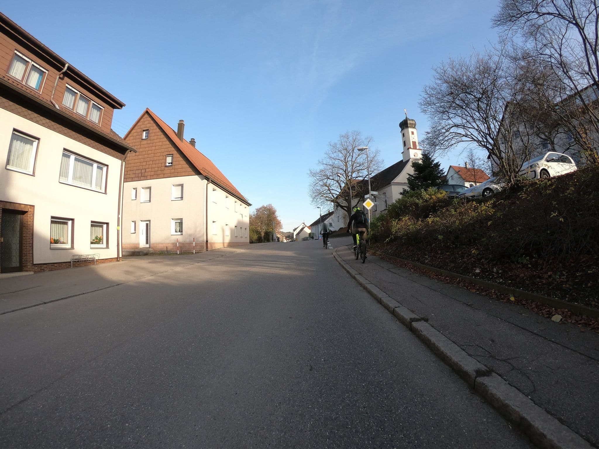 Street view near Pension Kreuz, Klingenstein — © tst (CC BY-SA · Mapillary)