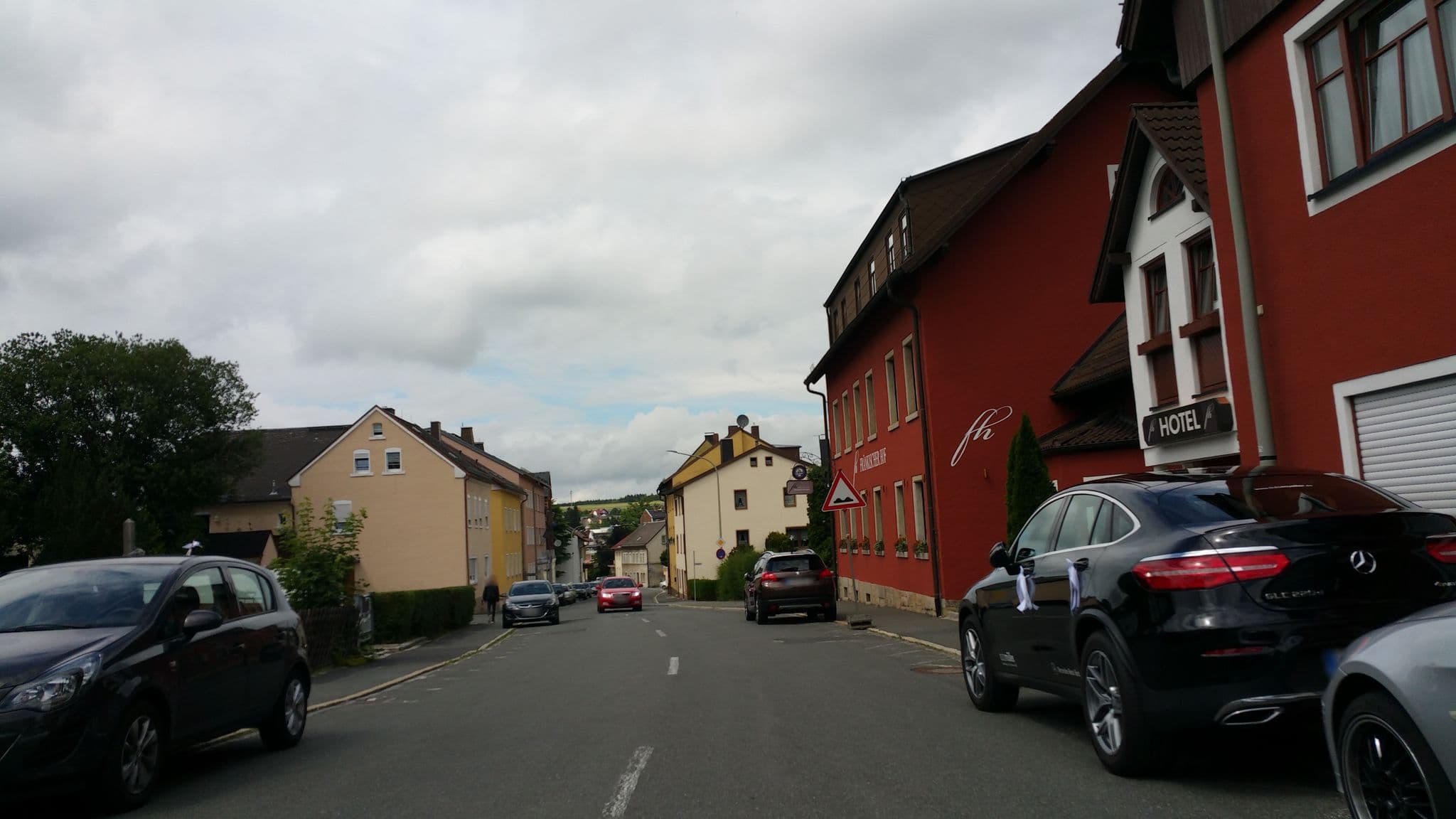 Street view near Fränkischer Hof, Rehau — © b4sti4n (CC BY-SA · Mapillary)