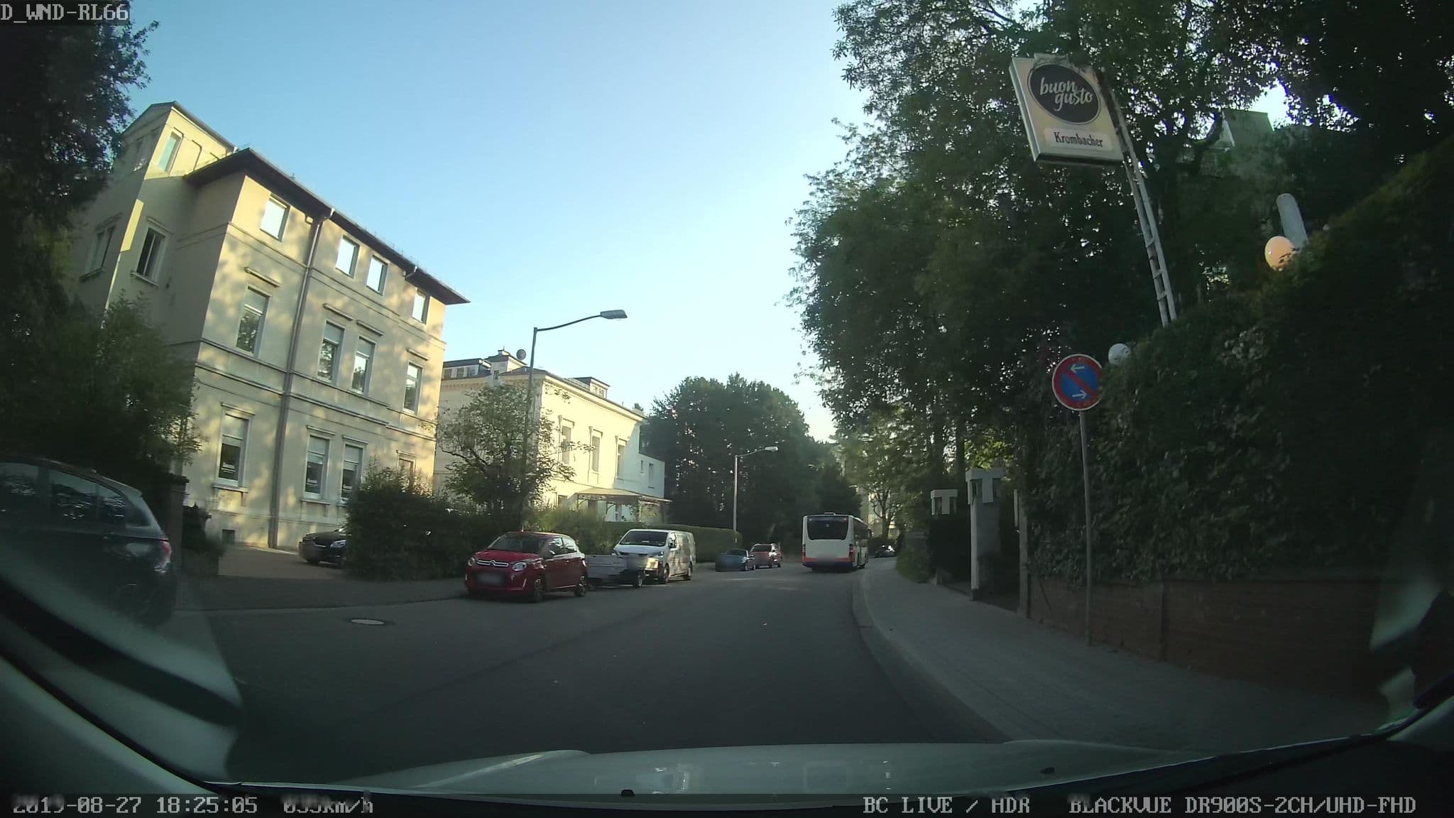 Street view near Hotel Fontana, Wiesbaden — © mapcreator (CC BY-SA · Mapillary)