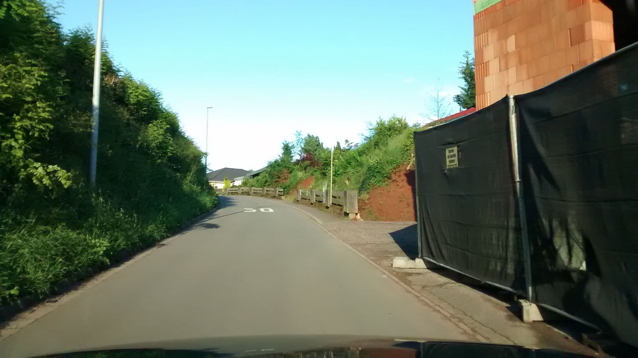 Street view near Hahnfels Pension, Erfweiler — © loneship (CC BY-SA · Mapillary)