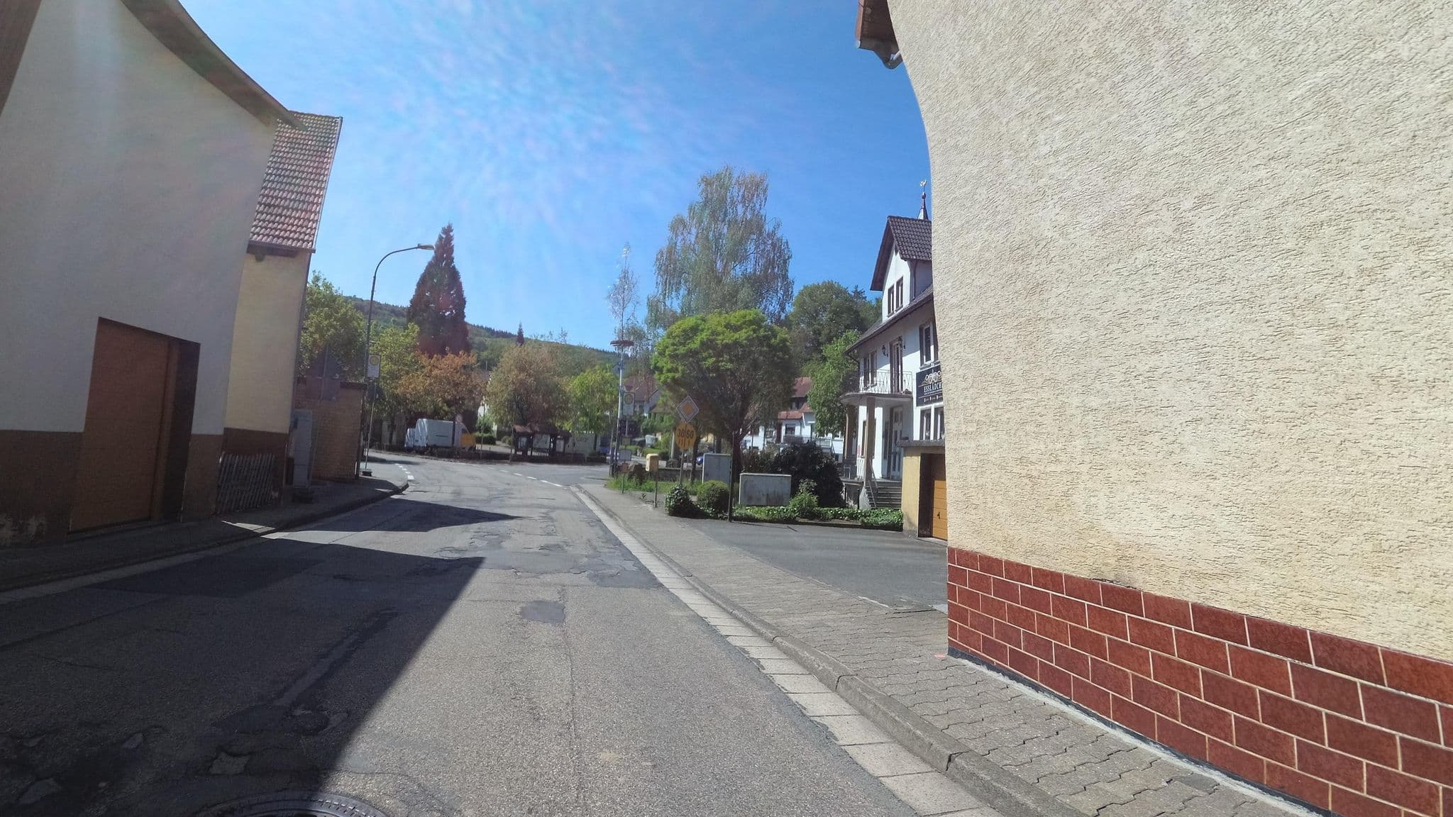 Street view near Ferienwohnung, Wolfstein — © teddy73 (CC BY-SA · Mapillary)