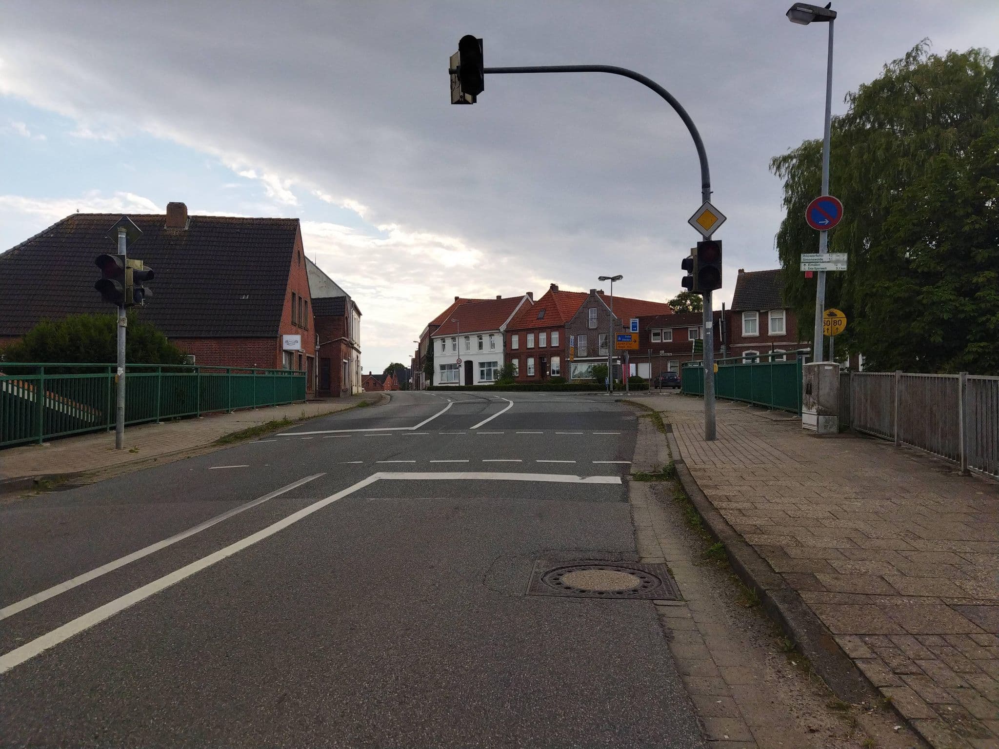 Street view near Alte Waage, Oldersum — © changchun1 (CC BY-SA · Mapillary)