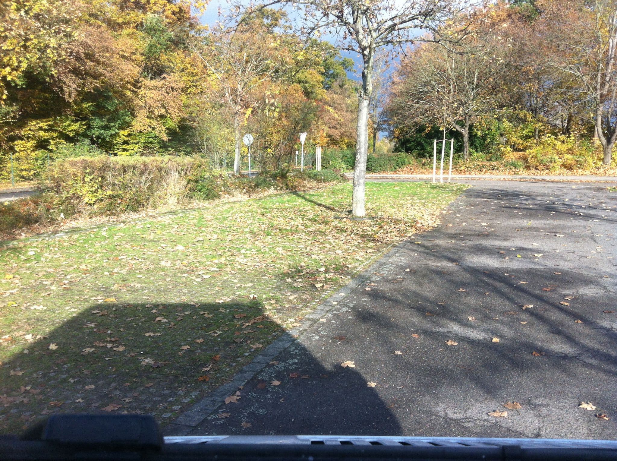 Street view near Freizeitbad Monte Mare, Rheinbach — © raymond (CC BY-SA · Mapillary)