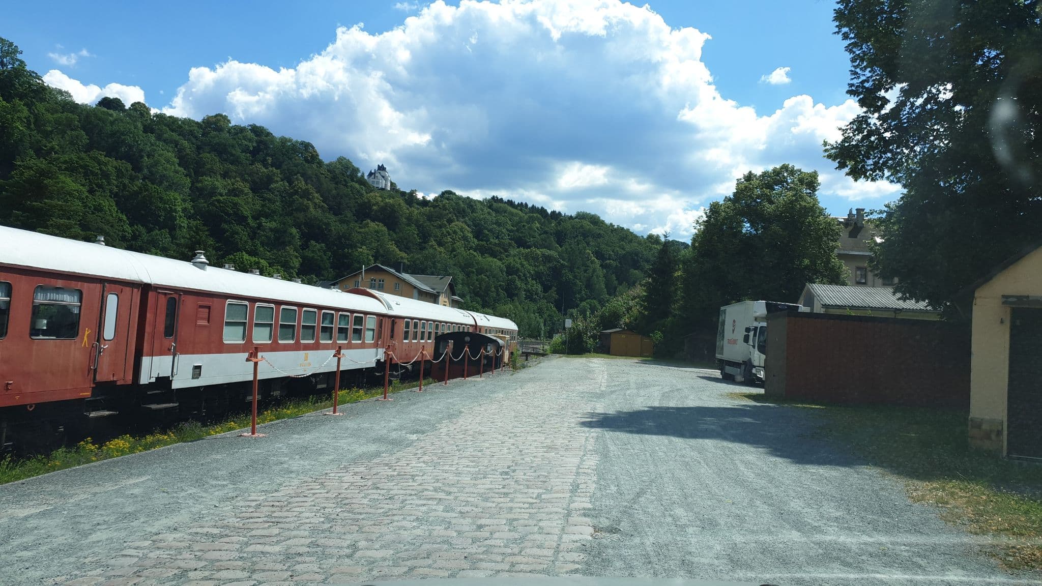 Street view near Wolkensteiner Zughotel, Wolkenstein — © canislupus (CC BY-SA · Mapillary)