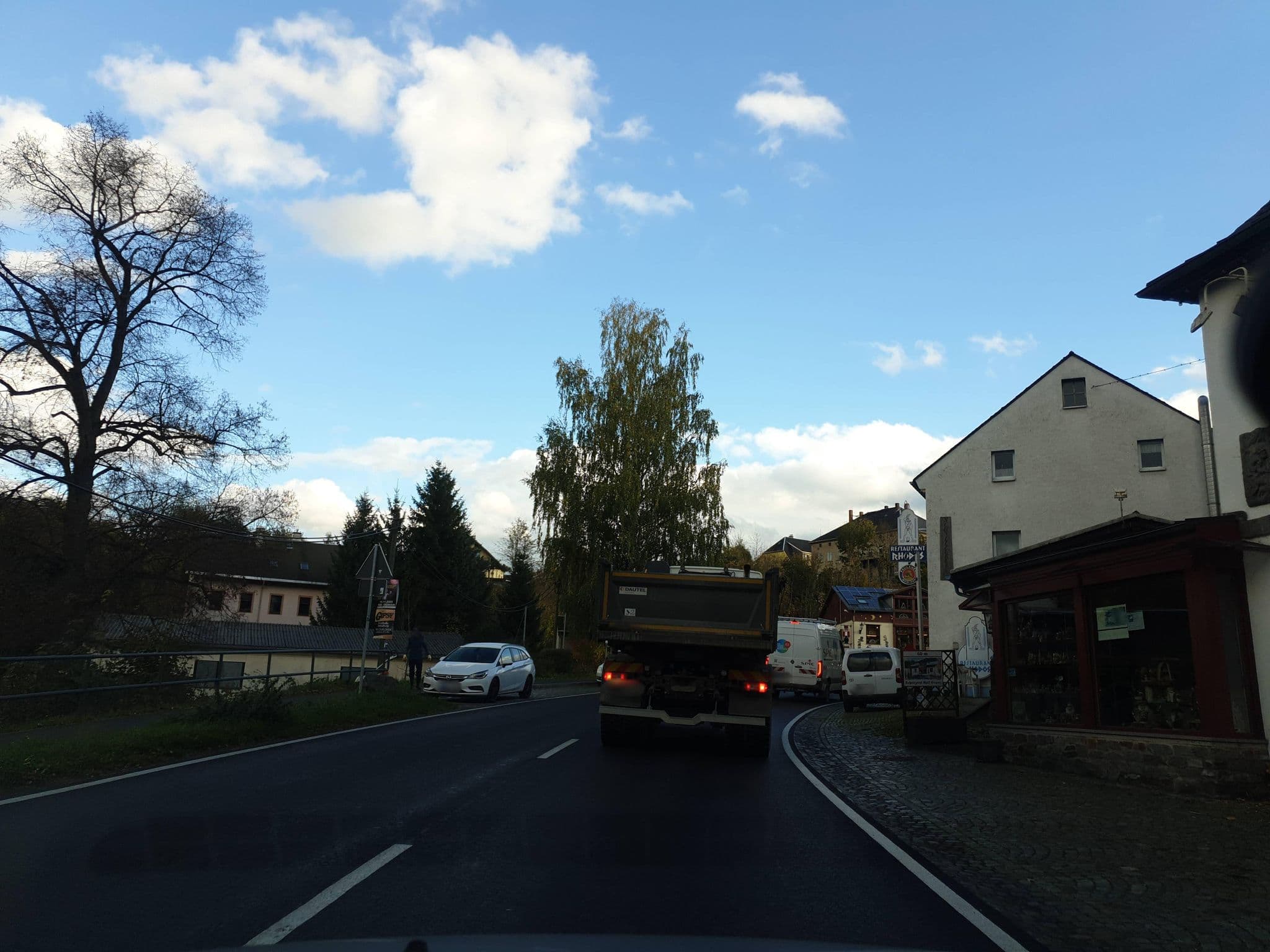 Street view near Wolkensteiner Zughotel, Wolkenstein — © canislupus (CC BY-SA · Mapillary)