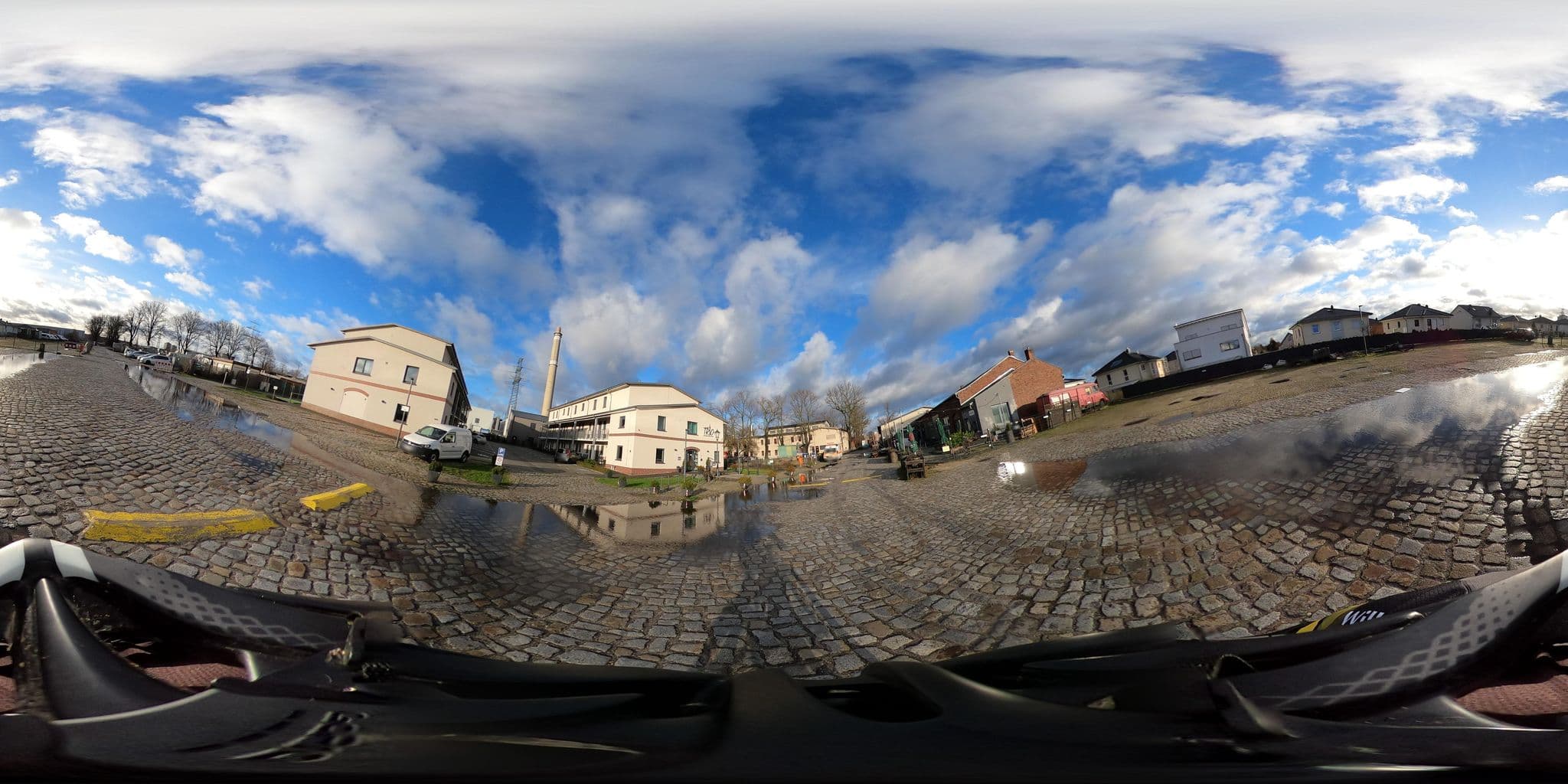 Street view near Trio Apartment Hotel Berlin, Lichtenberg — © stefanhrt (CC BY-SA · Mapillary)