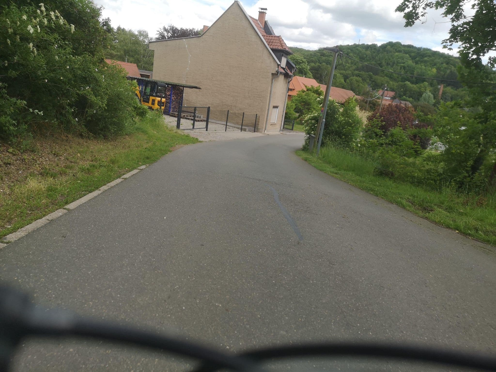 Street view near Pension Weichelt, Bad Sulza — © RU3 (CC BY-SA · Mapillary)