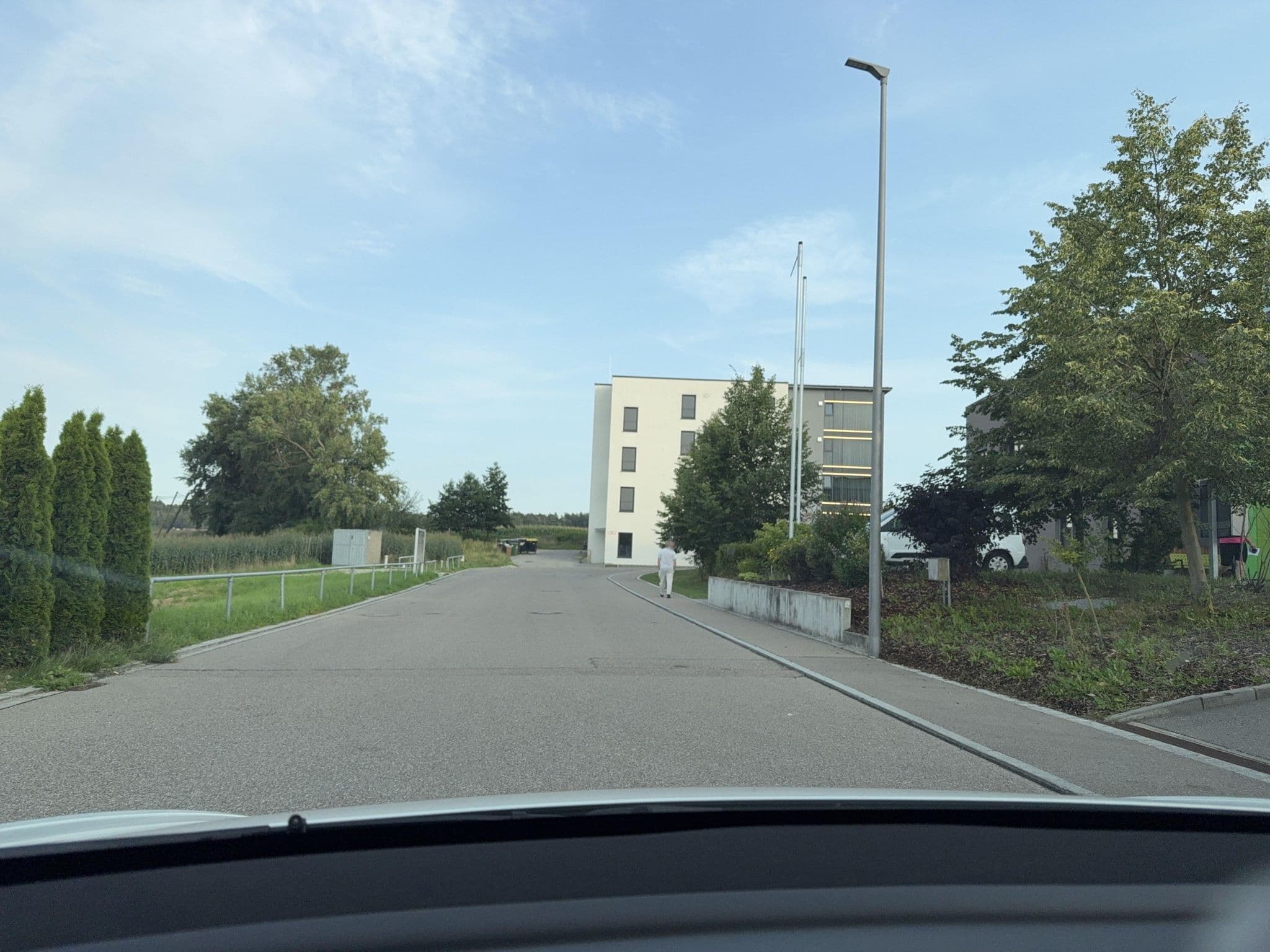 Street view near Green Deer Bavarian, Reichertshofen — © ottor (CC BY-SA · Mapillary)