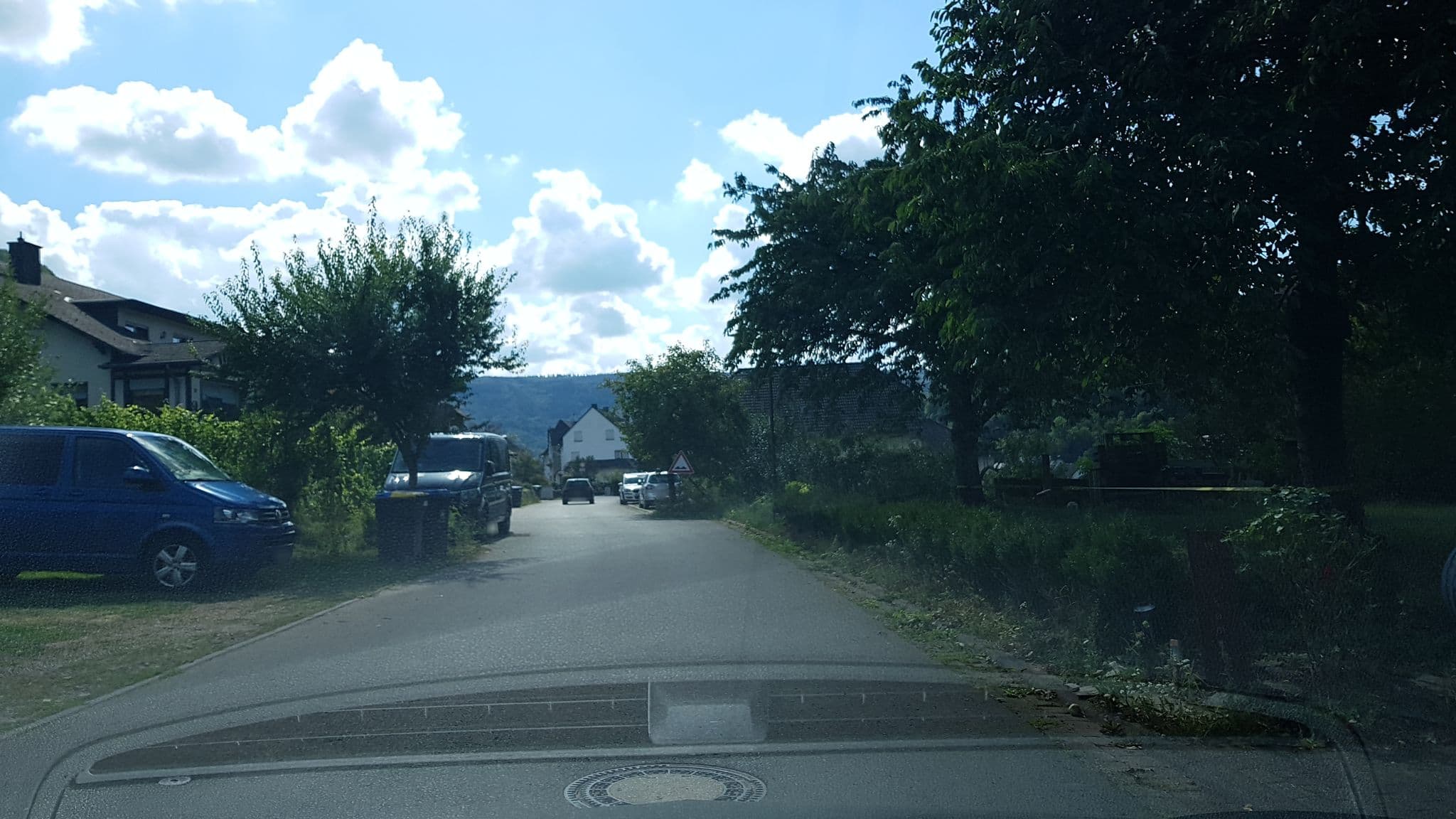 Street view near Weinhof & Pension Schneiders-Andres, Ediger-Eller — © Lowiekse (CC BY-SA · Mapillary)