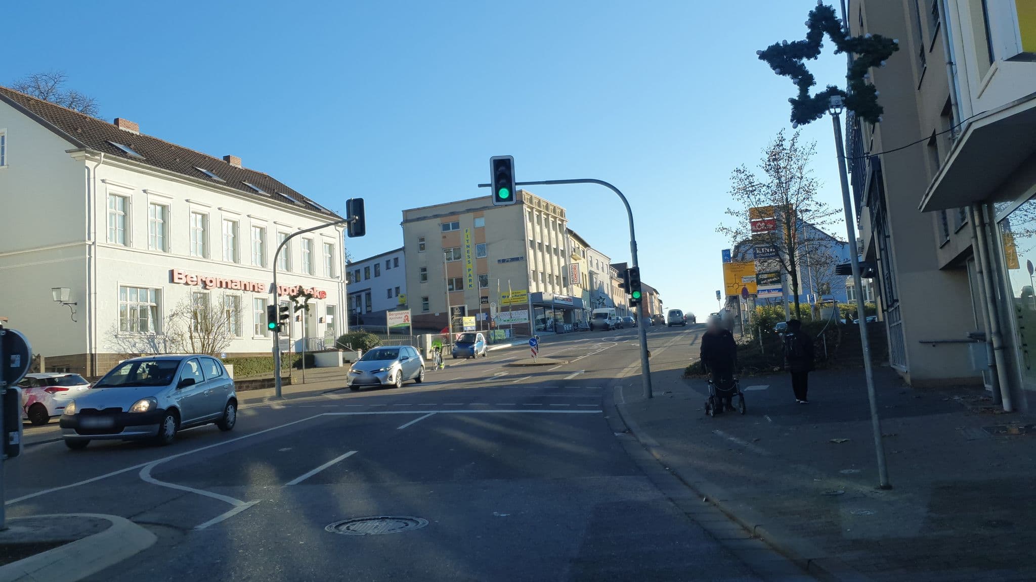 Street view near Hotel L'Adresse, Heusweiler — © teddy73 (CC BY-SA · Mapillary)