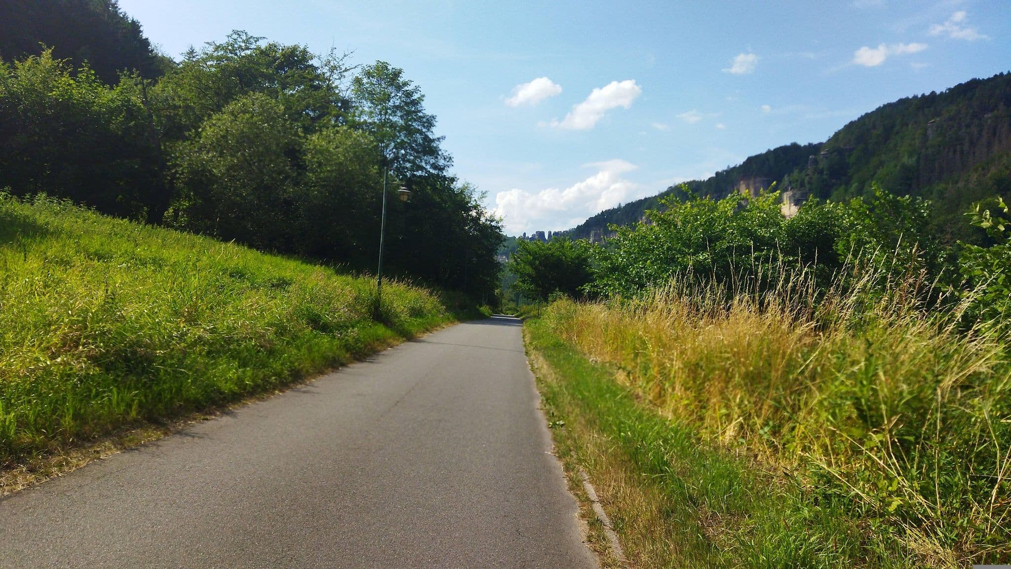 Street view near Haus Hirschmühle, Bad Schandau — © changchun1 (CC BY-SA · Mapillary)