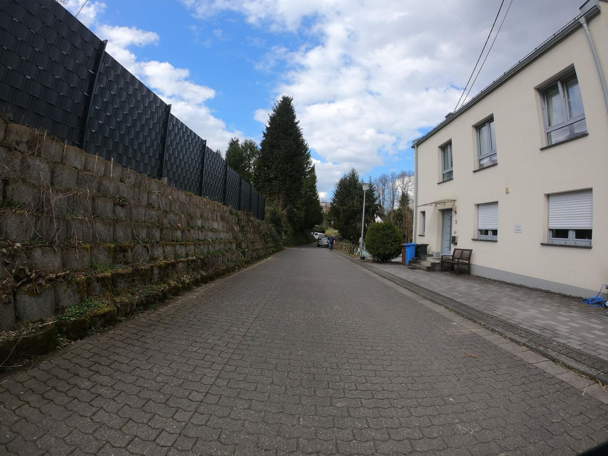 Street view near Hotel Waldterasse, Rengsdorf — © bernd1960 (CC BY-SA · Mapillary)