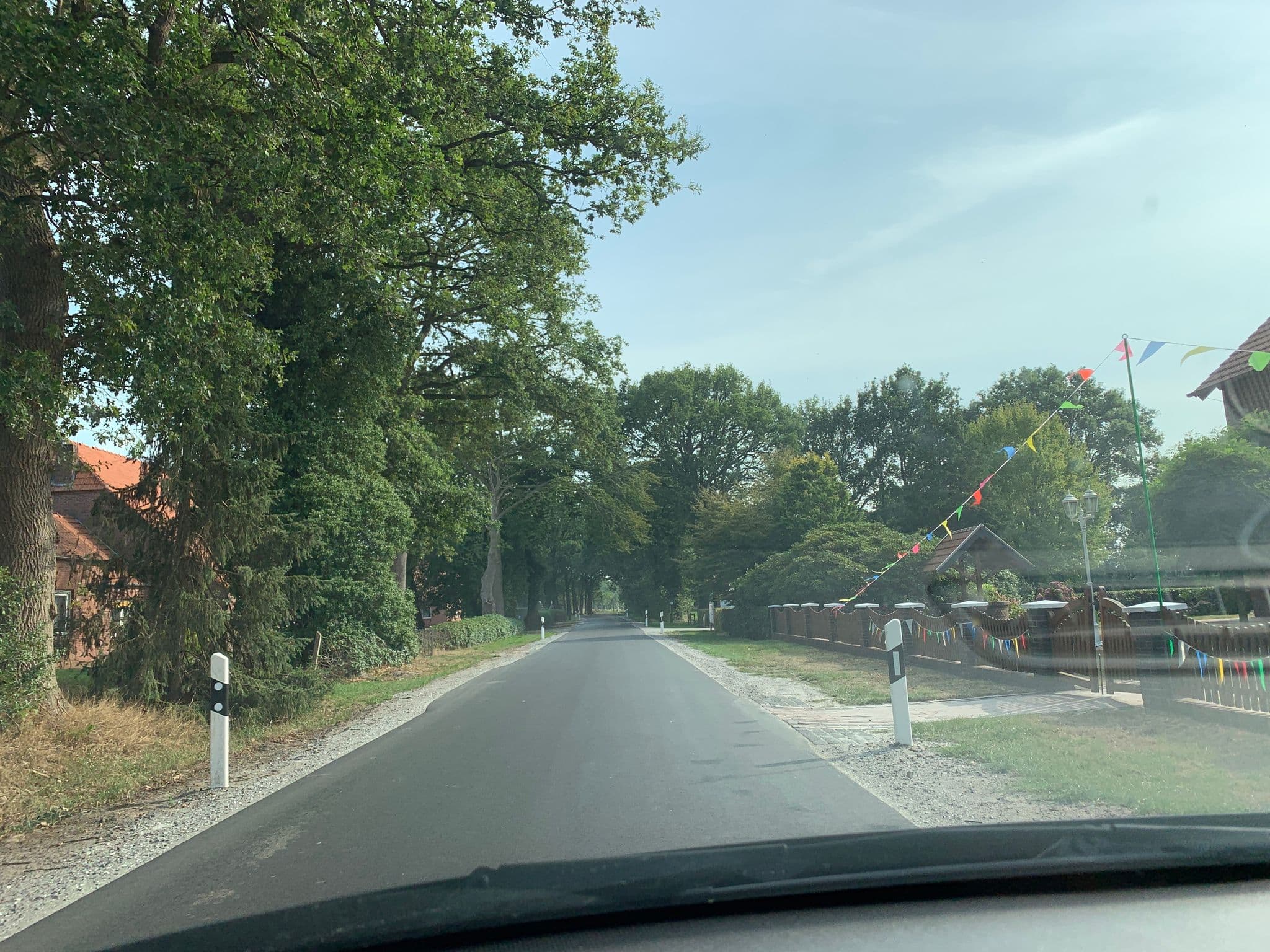 Street view near Ferienhof Oltmanns, Barßel — © deleted_user (CC BY-SA · Mapillary)