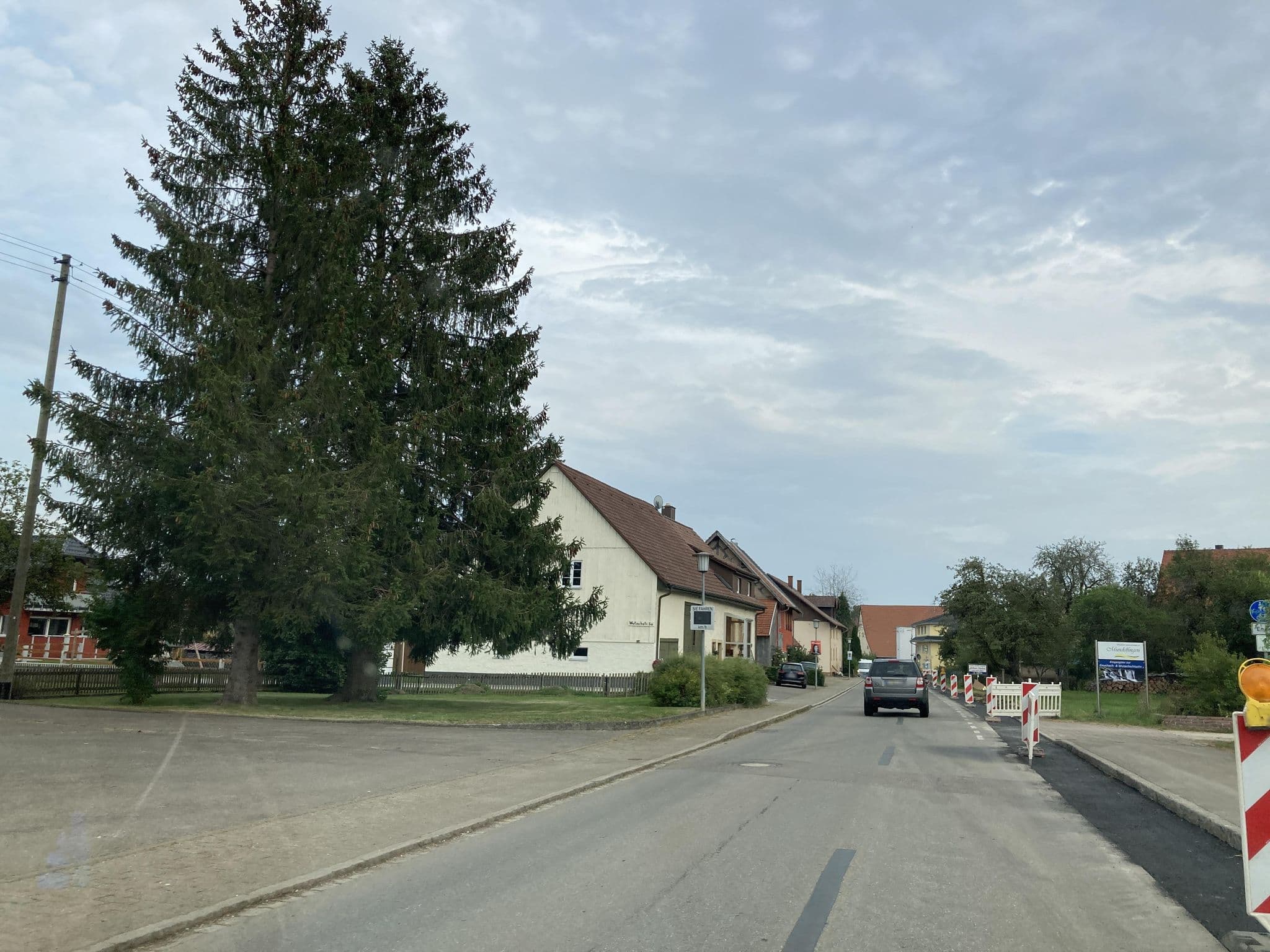 Street view near Haus 2, Hüfingen — © tasmaniadevil (CC BY-SA · Mapillary)