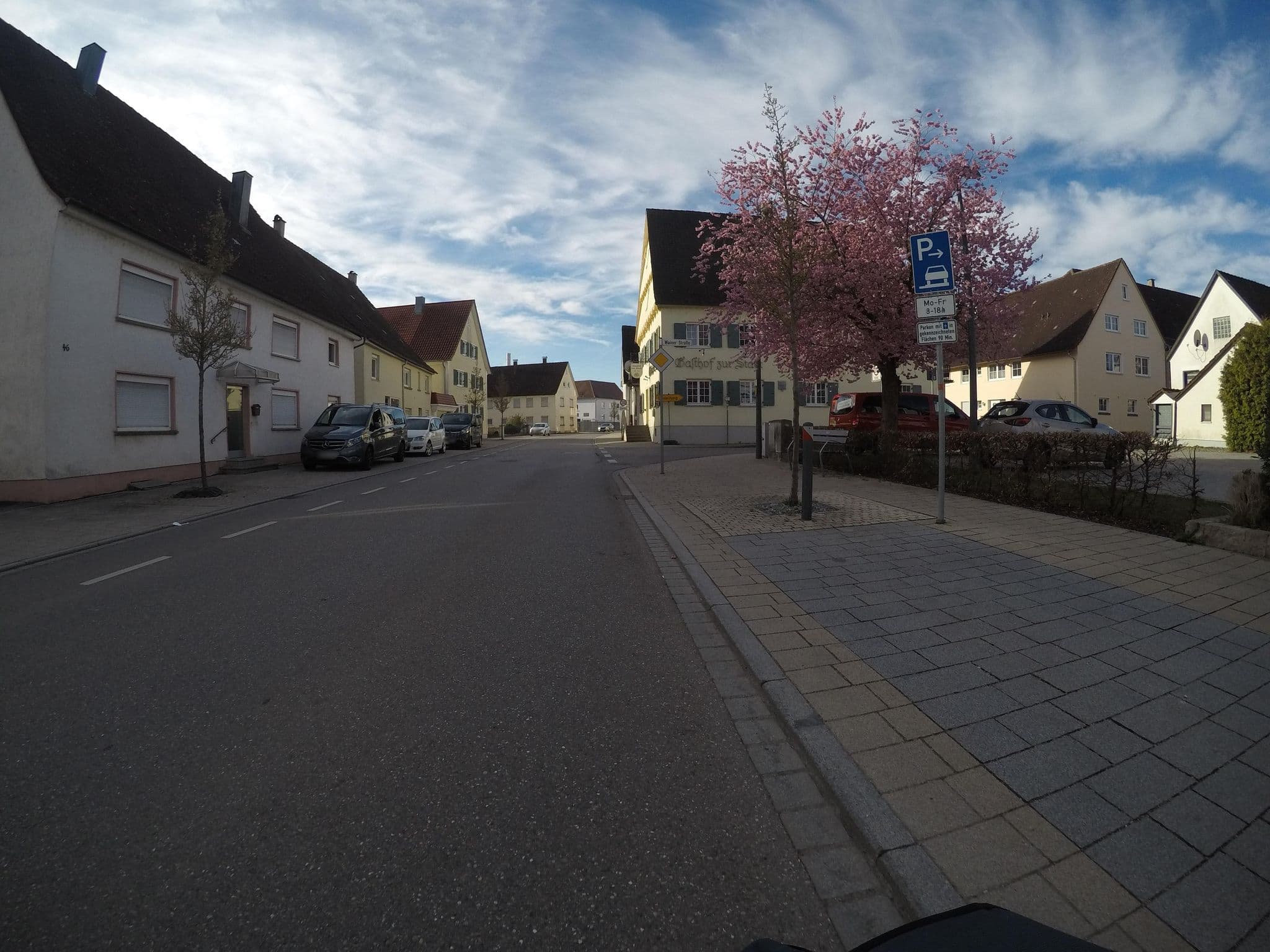 Street view near Gasthof zur Stadt, Dietenheim — © mfa (CC BY-SA · Mapillary)