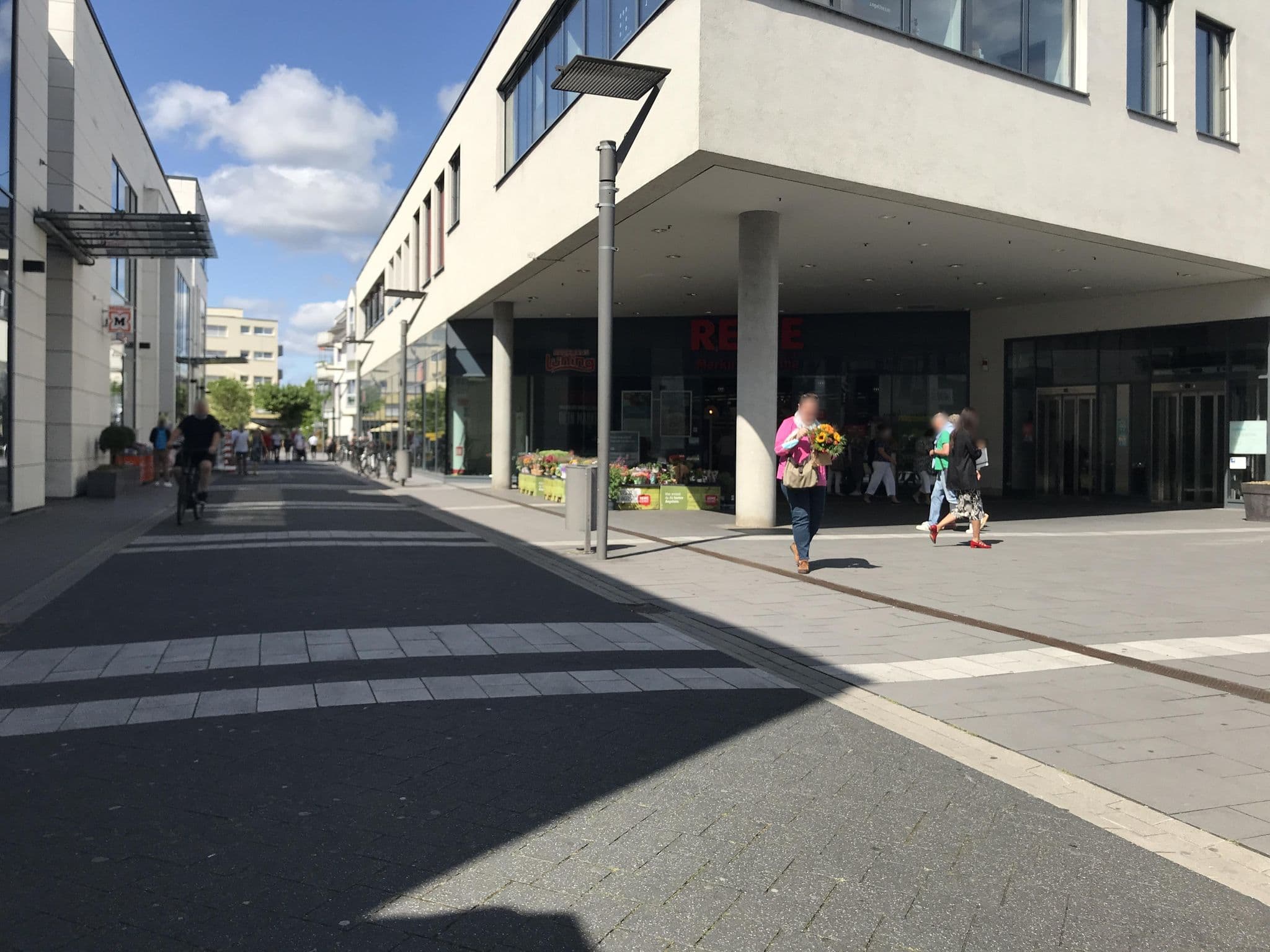 Street view near Das Karl., Ingelheim am Rhein — © miguel_andrade (CC BY-SA · Mapillary)