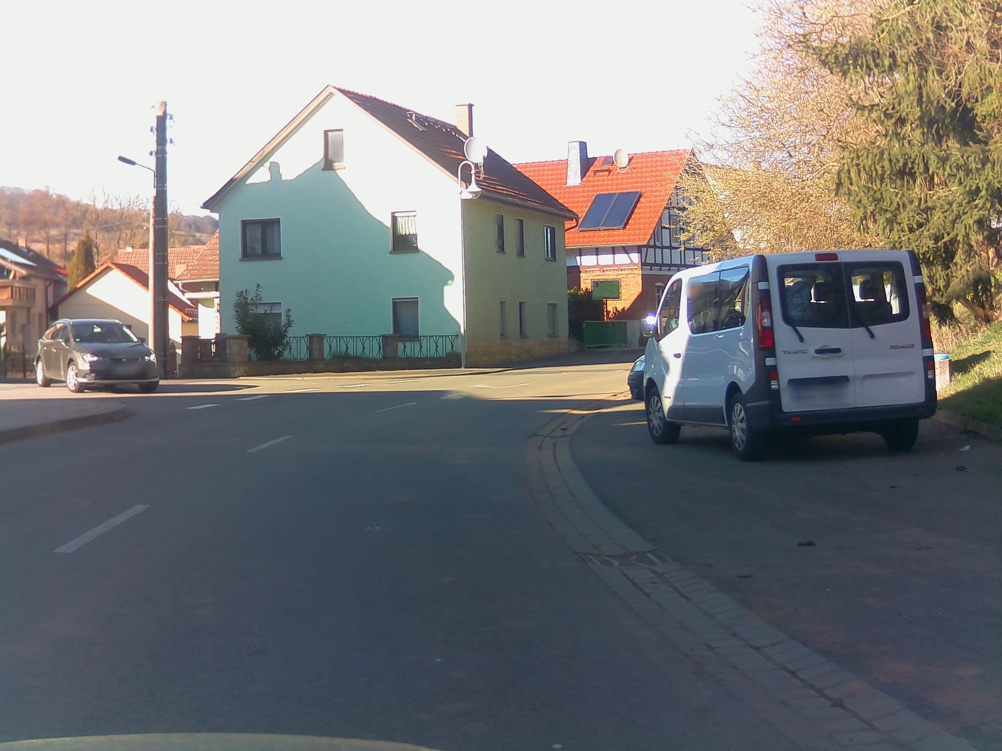 Street view near Kulturhaus Bettenhausen, Meiningen — © ramap (CC BY-SA · Mapillary)