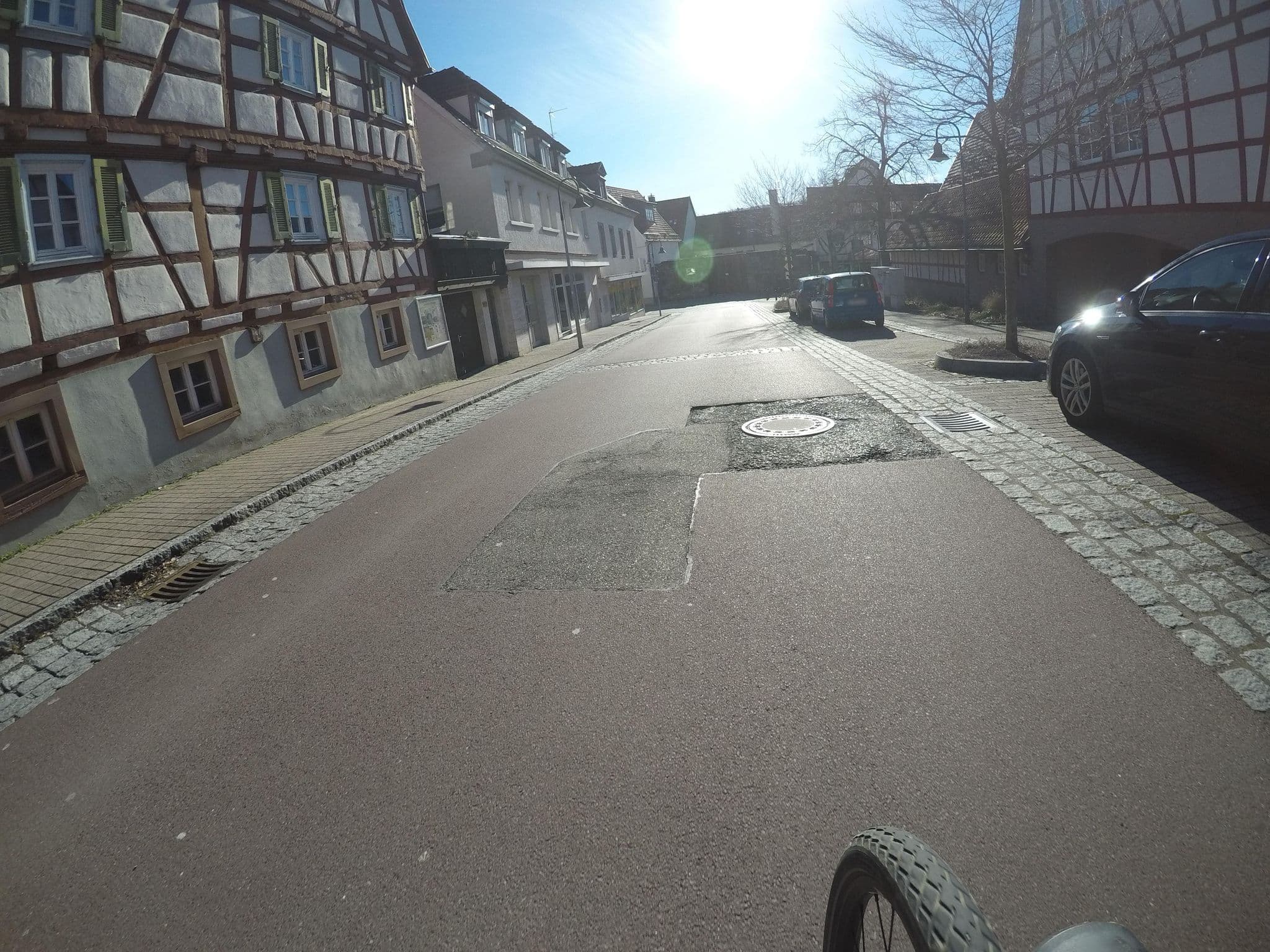 Street view near Weinstube Alt Eltingen, Leonberg — © mfa (CC BY-SA · Mapillary)