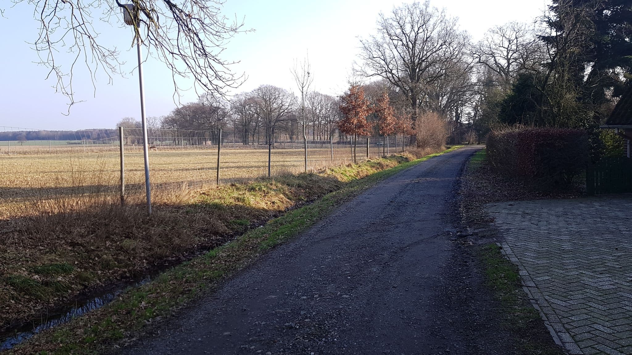 Street view near Ferienhaus op'n Klüterort, Hatten — © joskohorvat (CC BY-SA · Mapillary)
