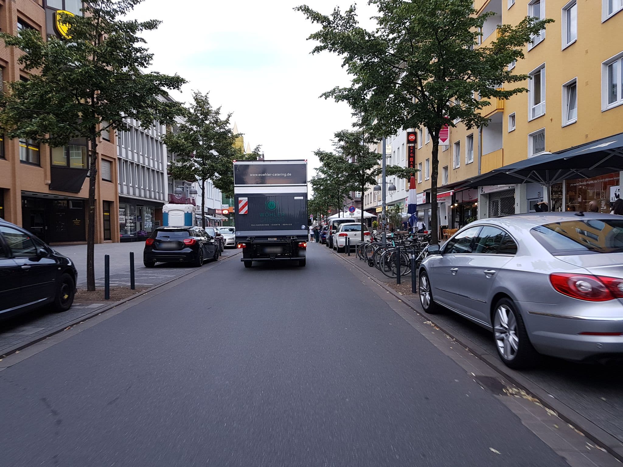 Street view near Design Hotel Wiegand, Calenberger Neustadt — © snowdiver (CC BY-SA · Mapillary)