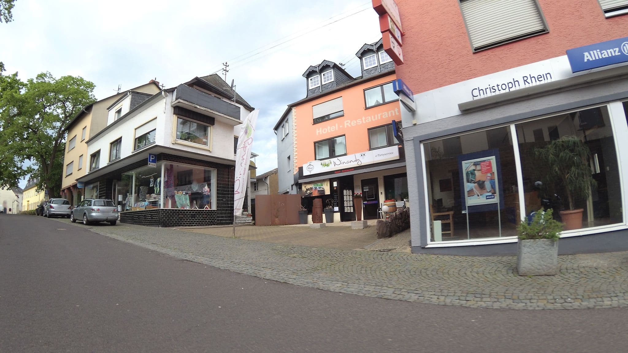 Street view near Hotel-Restaurant Winandy, Palzem — © teddy73 (CC BY-SA · Mapillary)