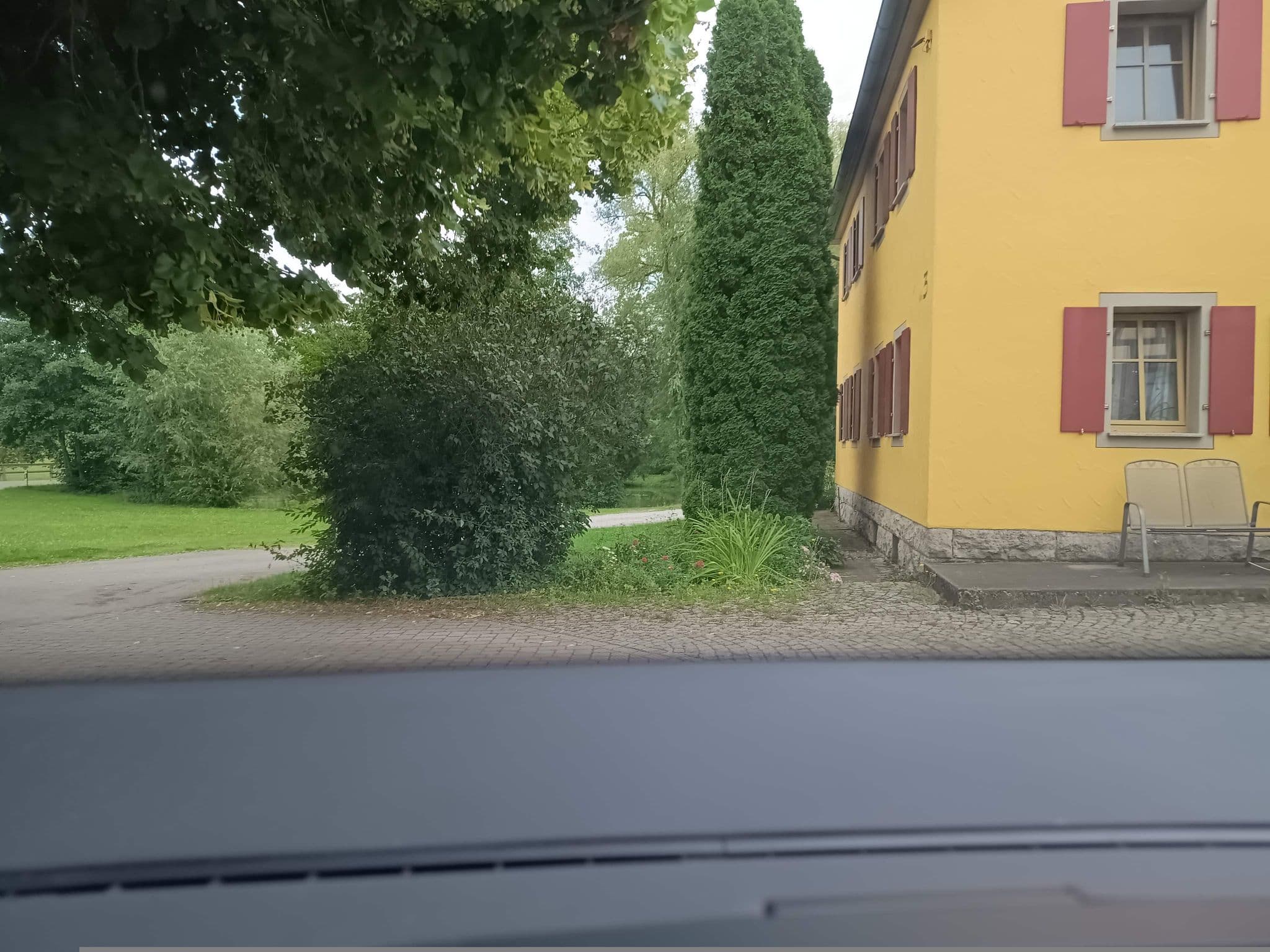 Street view near Ferienbauernhof Rohn, Gebsattel — © zuse (CC BY-SA · Mapillary)