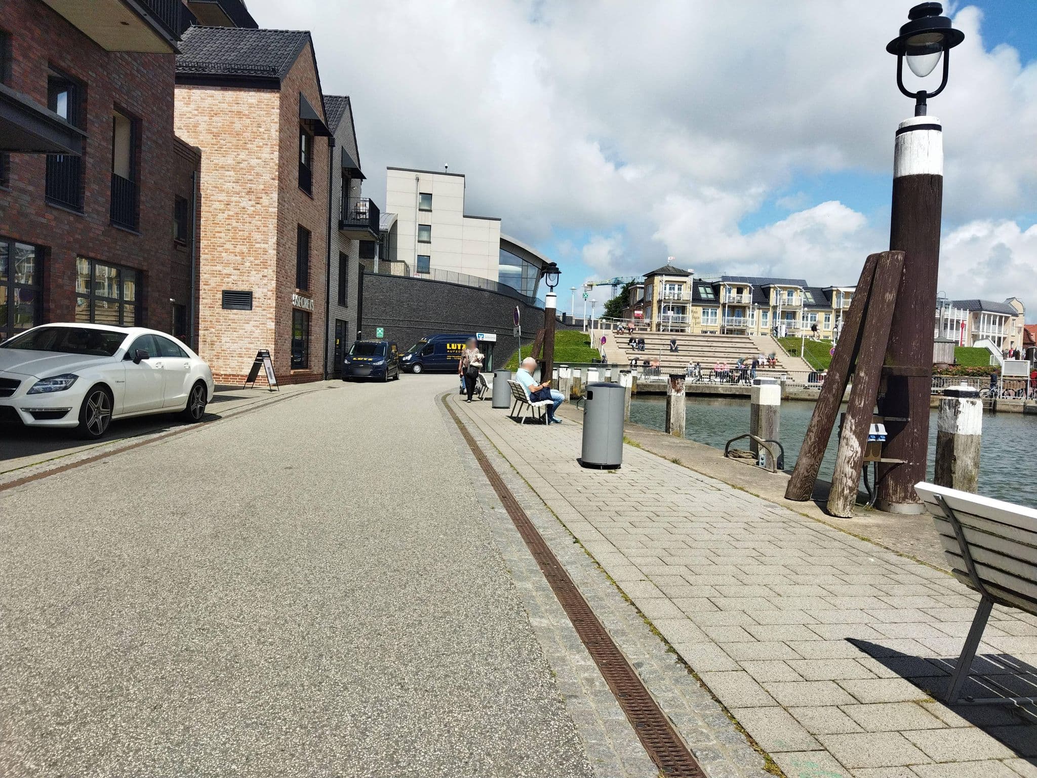 Street view near Lighthouse, Büsum — © changchun1 (CC BY-SA · Mapillary)