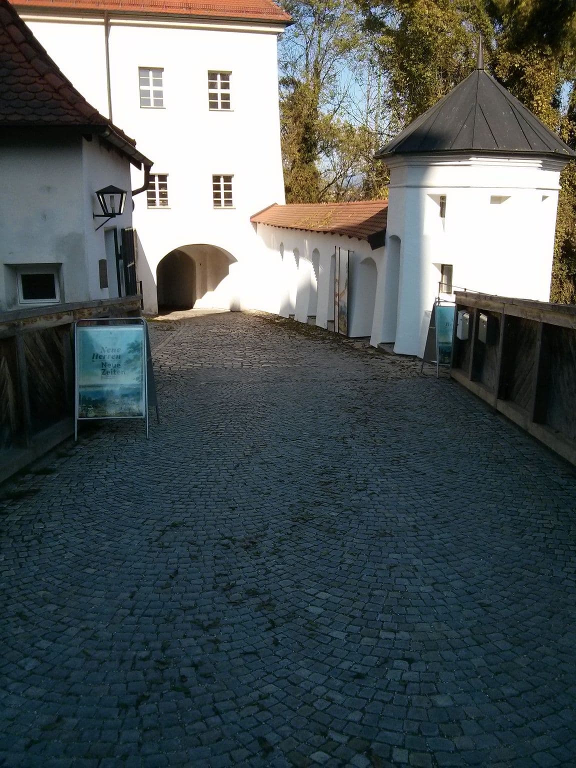 Street view near Jugendherberge Passau, Passau — © peda (CC BY-SA · Mapillary)
