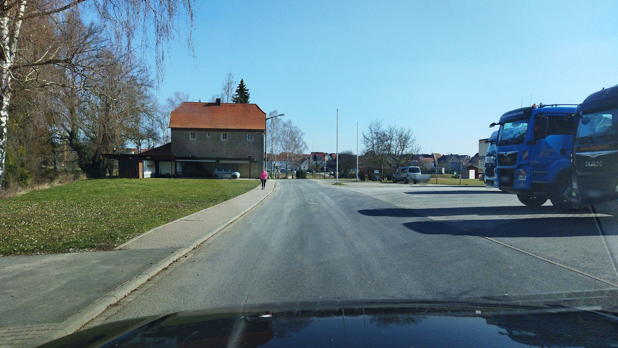 Street view near M.Y.C. Ansbach, Mainstockheim — © changchun1 (CC BY-SA · Mapillary)