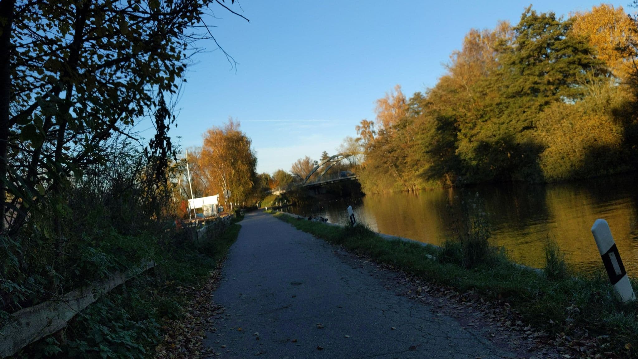 Street view near Wakenitz-Camp, Groß Grönau — © rasmustravemnd (CC BY-SA · Mapillary)