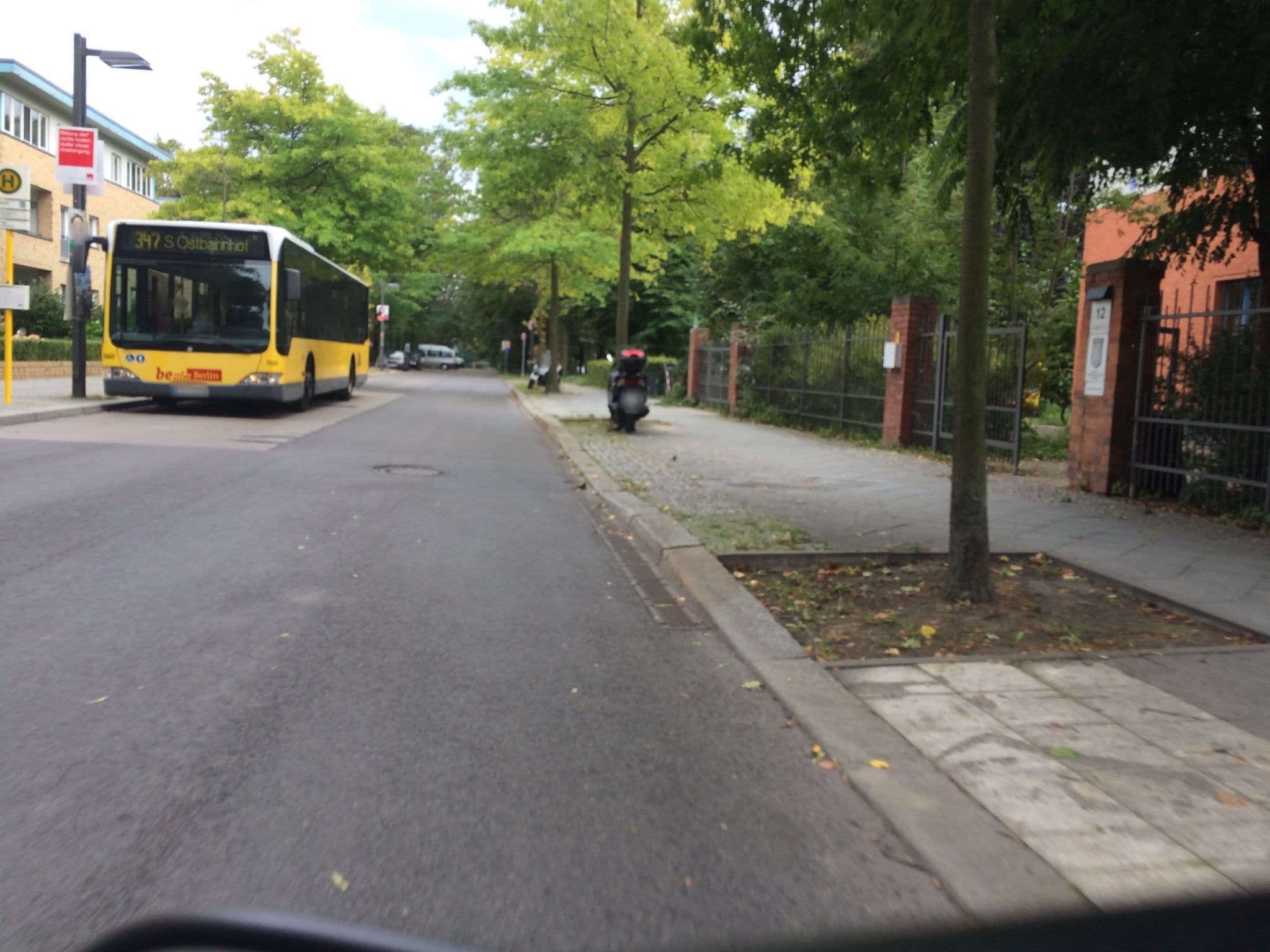 Street view near Jugendbegegnungsstätte Spreeinsel, Plänterwald — © carlheinz (CC BY-SA · Mapillary)