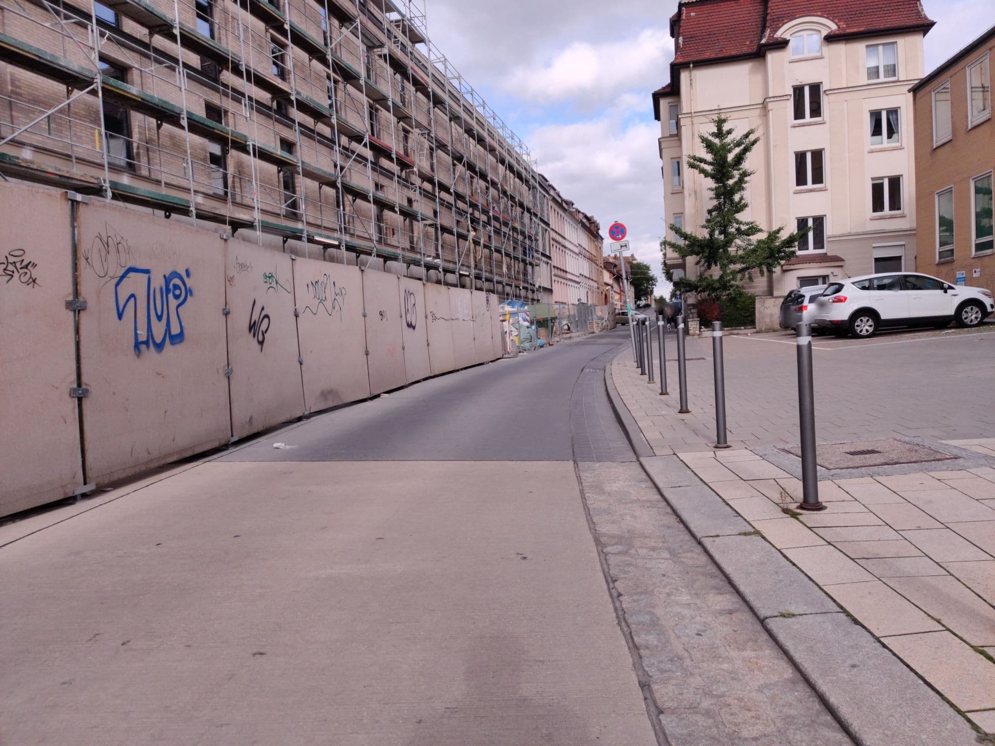Street view near Intercity Hotel, Hildesheim — © aceini (CC BY-SA · Mapillary)