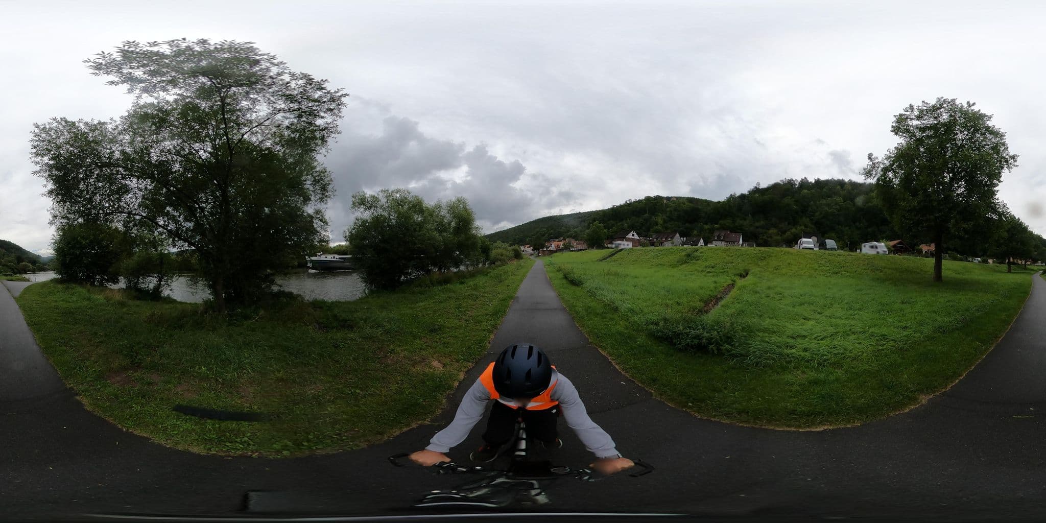 Street view near Wohnmobilstellplatz Freudenberg am Main, Eichenbühl — © RadNETZ (CC BY-SA · Mapillary)