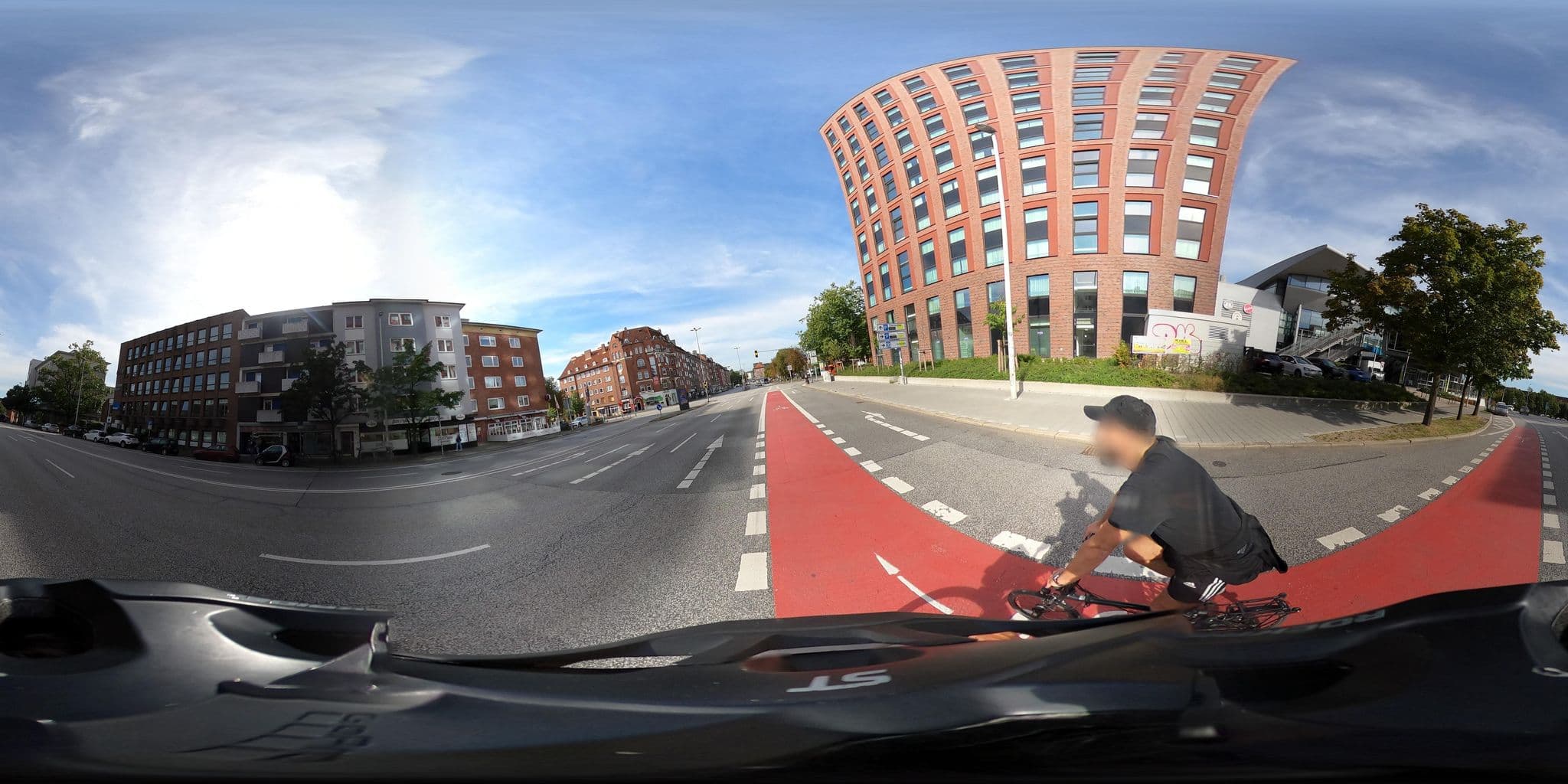 Street view near Hampton by Hilton Kiel, Kiel — © RBL1 (CC BY-SA · Mapillary)