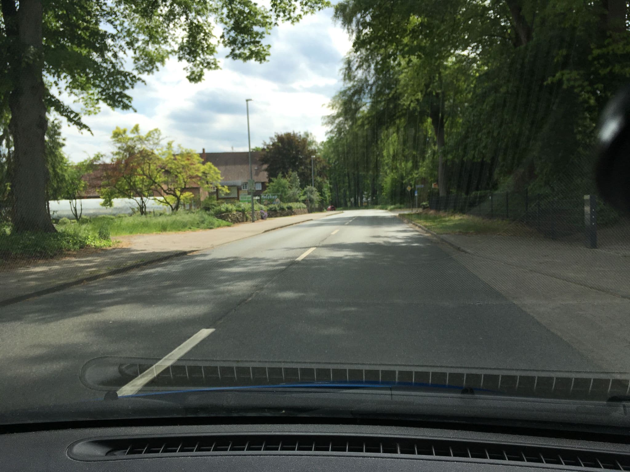 Street view near Landhaus Lüneburg, Reppenstedt — © hotteliene (CC BY-SA · Mapillary)