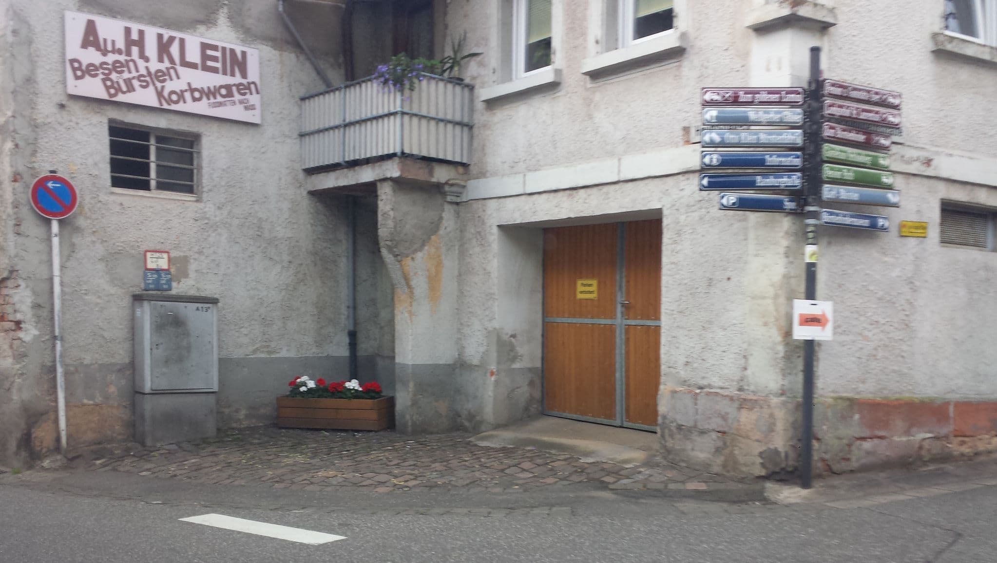 Street view near Zum Bürstenbinder, Ramberg — © wegavision (CC BY-SA · Mapillary)