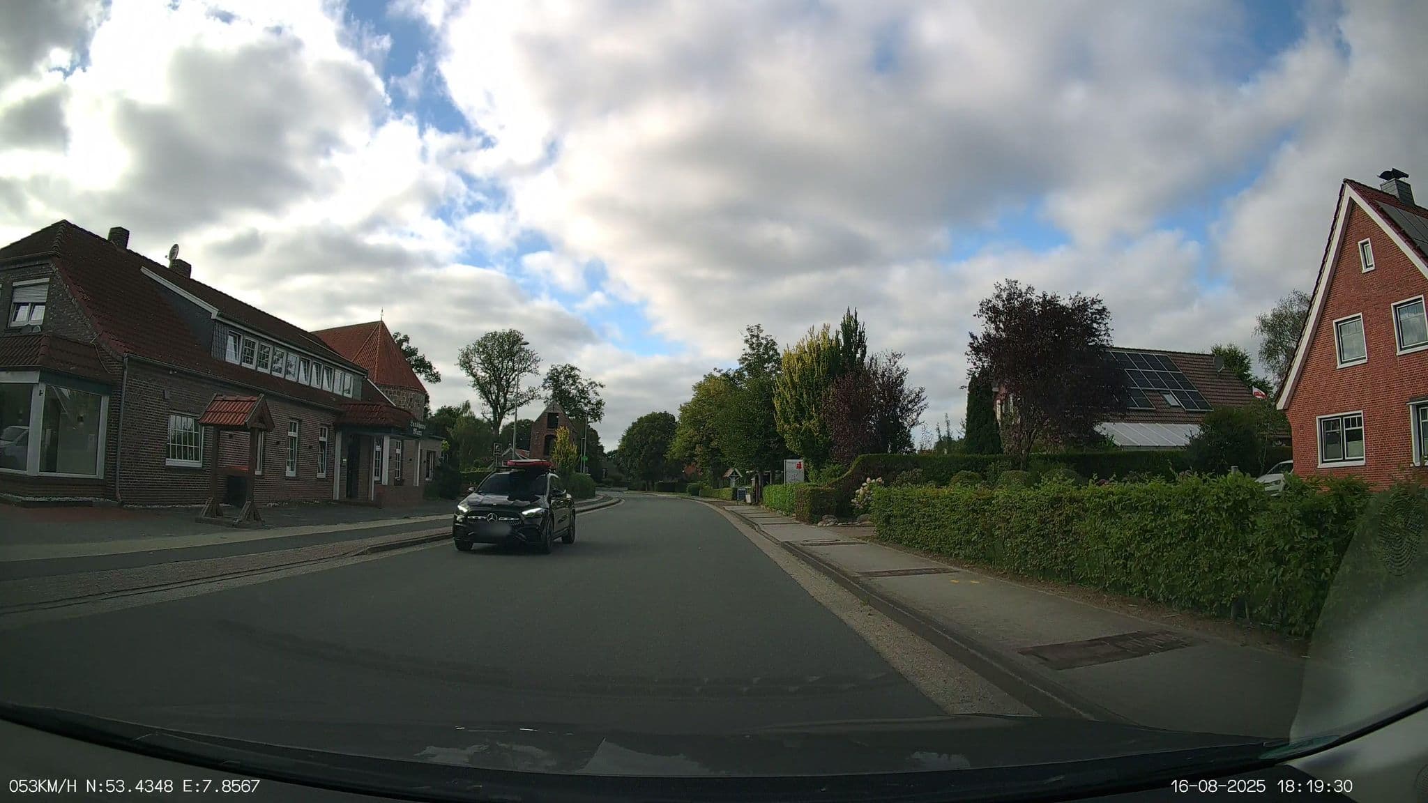 Street view near Landhaus Marx, Friedeburg — © heetENkoel (CC BY-SA · Mapillary)