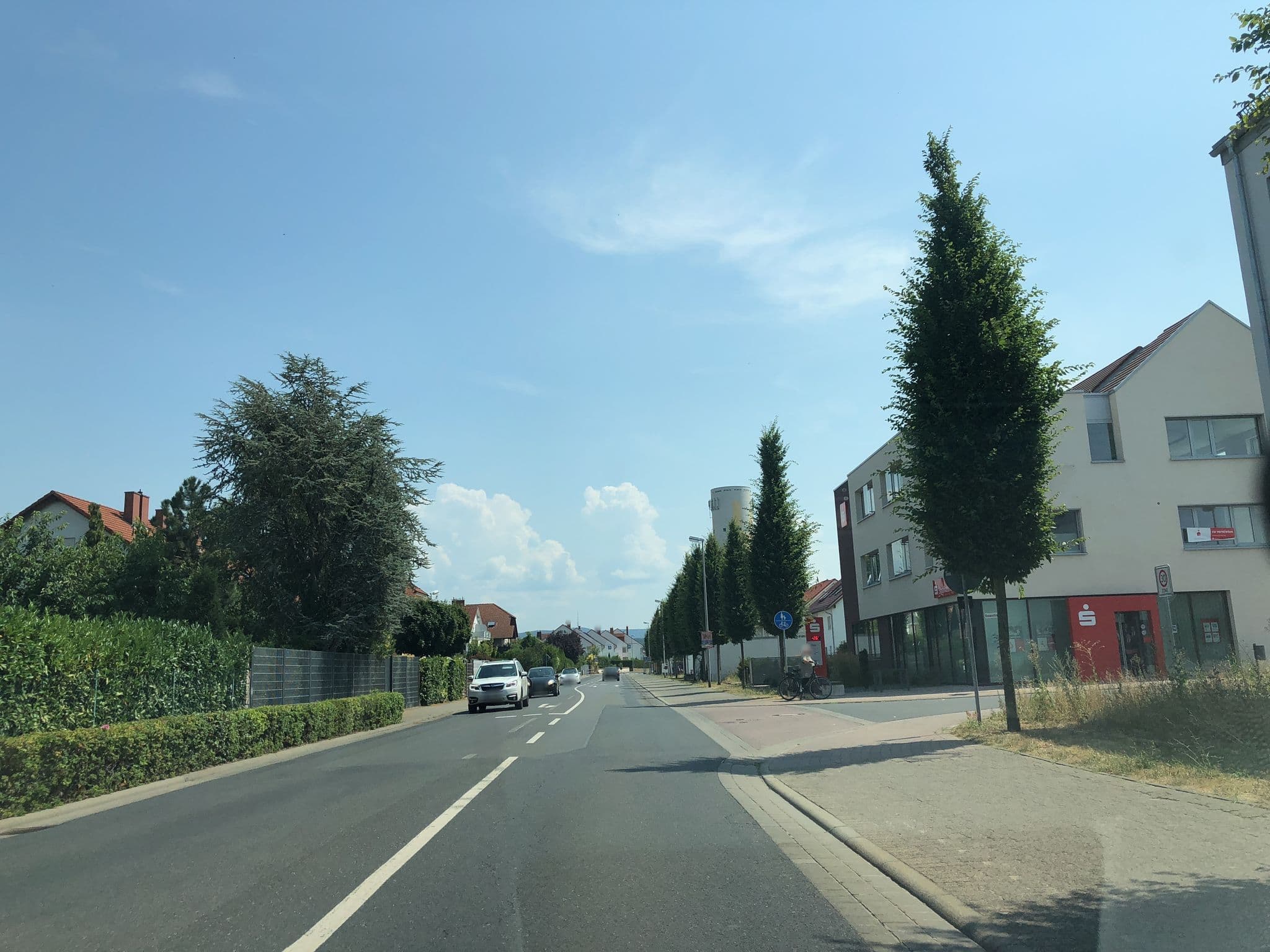 Street view near Boardinghouse Niedernberg, Niedernberg — © chuck (CC BY-SA · Mapillary)