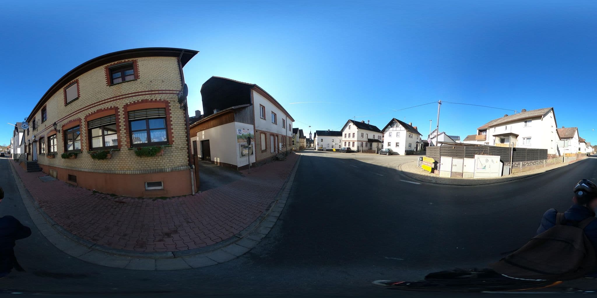 Street view near Landgasthof Eschbacher Katz, Usingen — © Planungsgesellschaft_RV-K_MB (CC BY-SA · Mapillary)